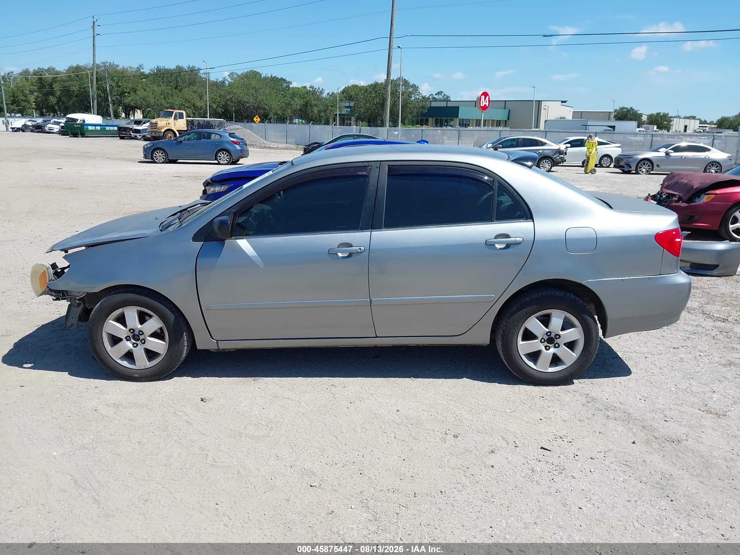 2004 Toyota Corolla Le Silver vin: 2T1BR32EX4C298741