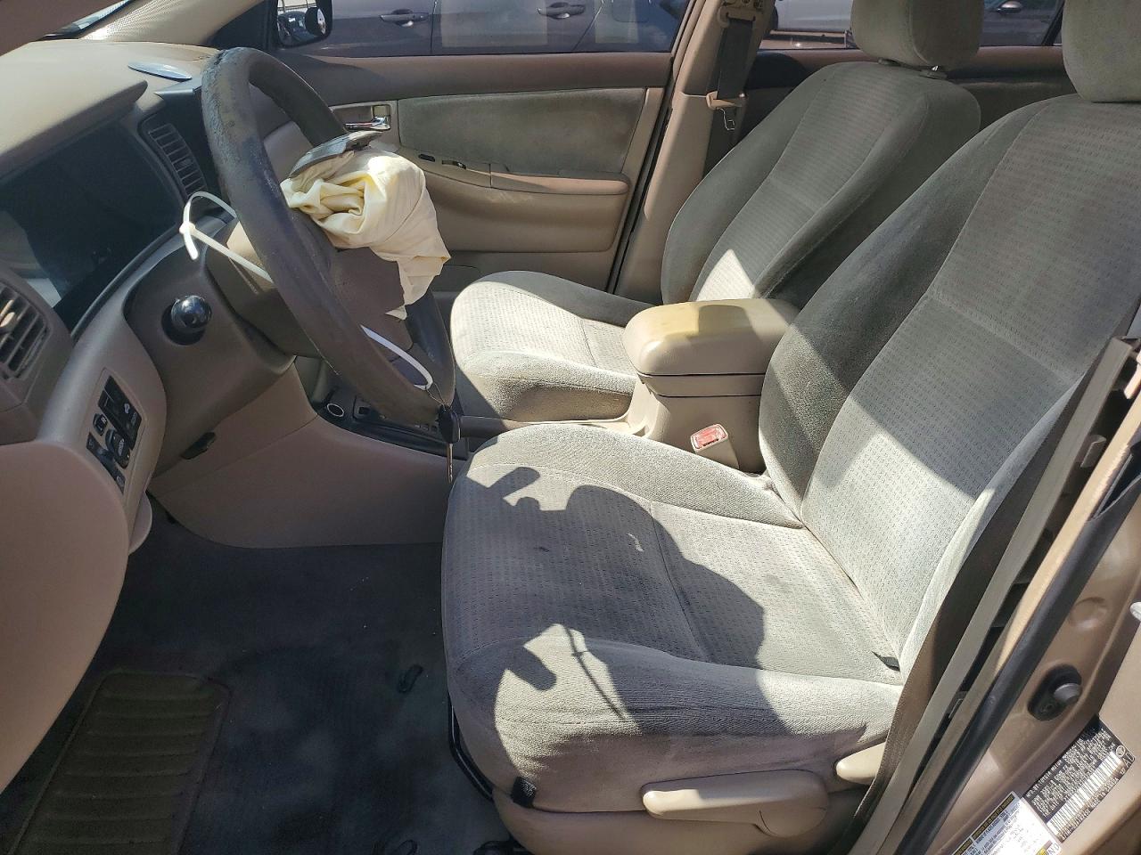 2005 Toyota Corolla Ce Gold vin: 2T1BR32EX5C329391