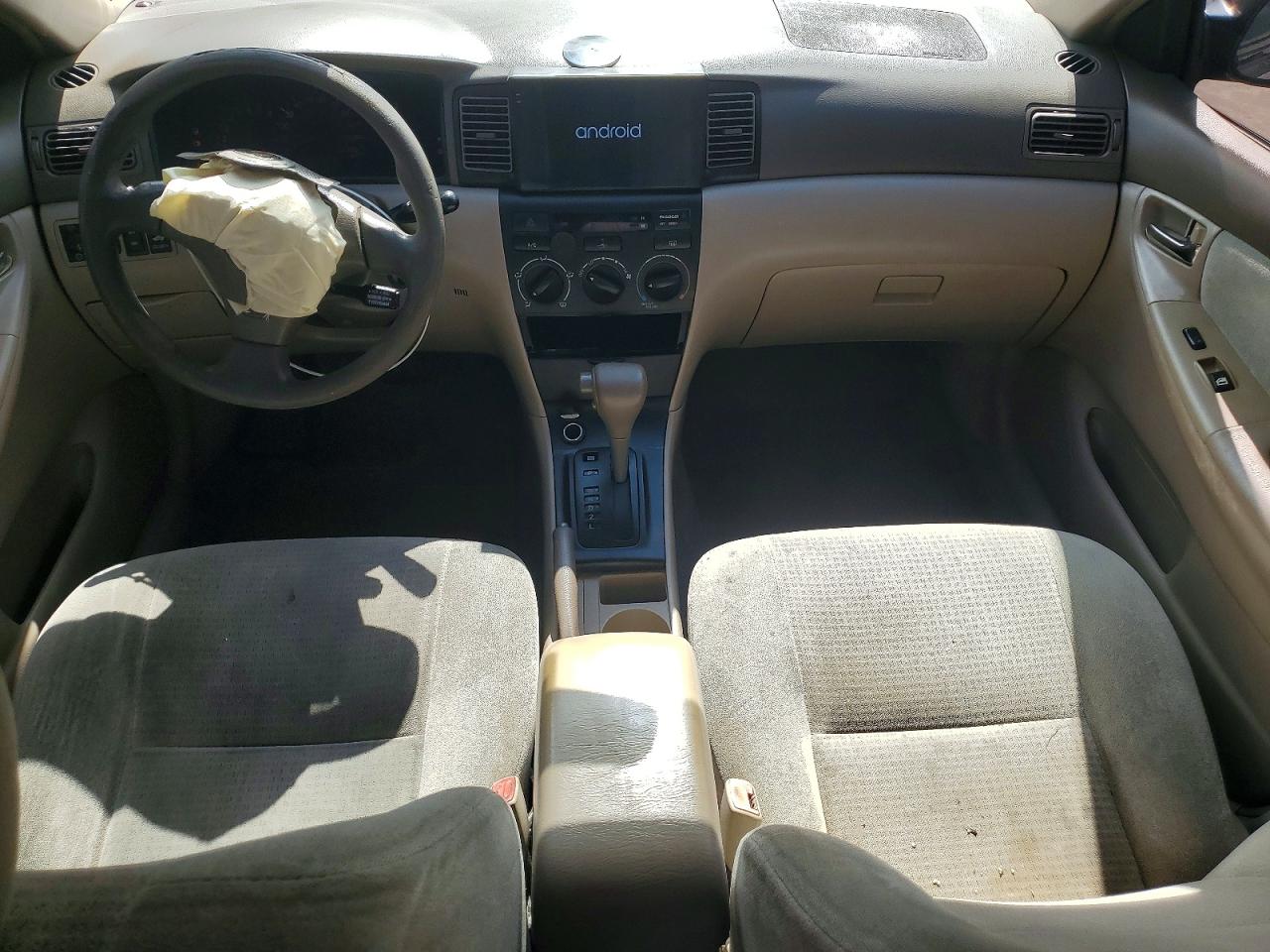 2005 Toyota Corolla Ce Gold vin: 2T1BR32EX5C329391