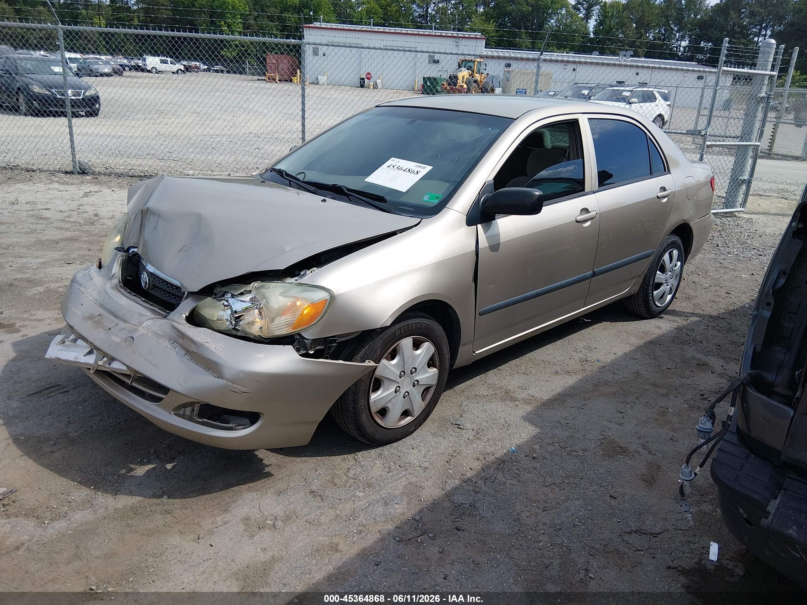 2005 Toyota Corolla Ce Gold vin: 2T1BR32EX5C425456