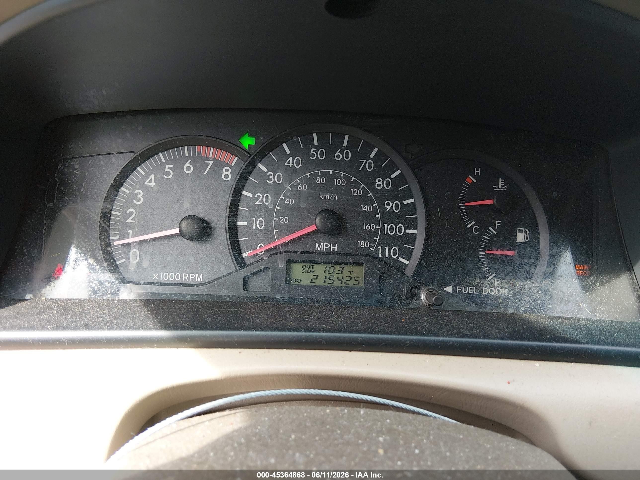 2005 Toyota Corolla Ce Gold vin: 2T1BR32EX5C425456
