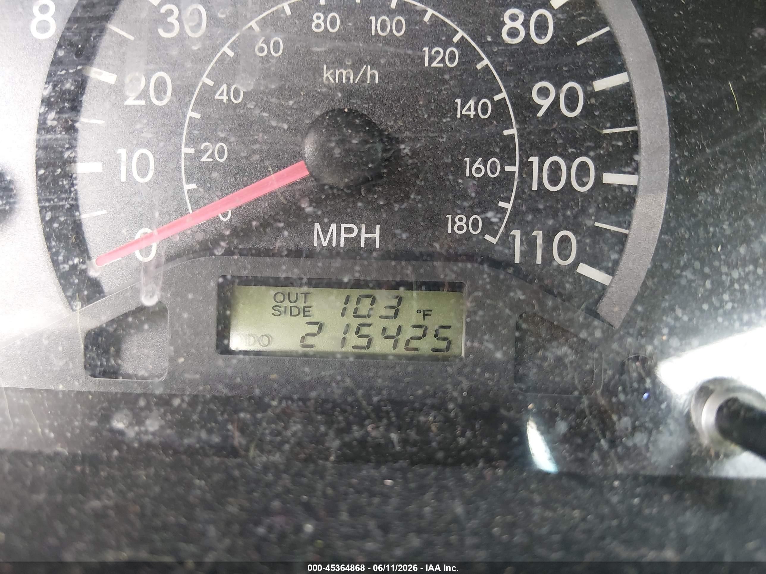 2005 Toyota Corolla Ce Gold vin: 2T1BR32EX5C425456