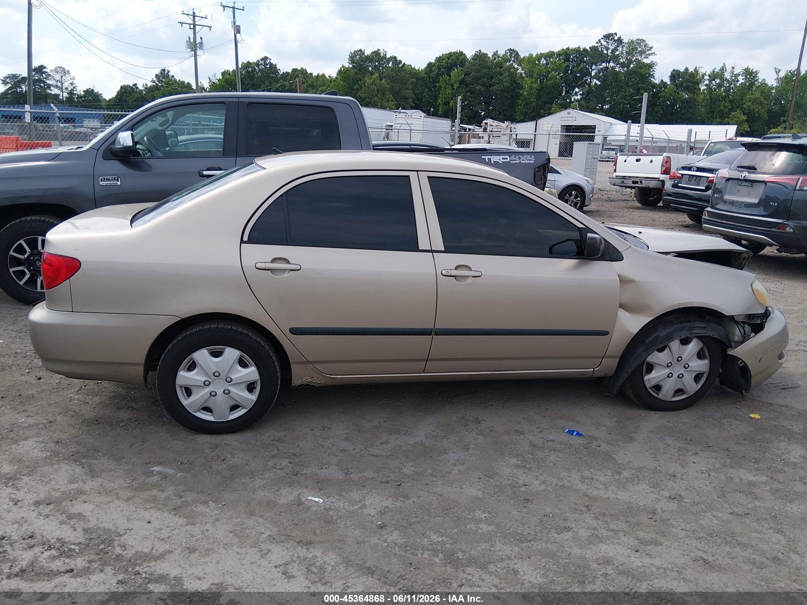 2005 Toyota Corolla Ce Gold vin: 2T1BR32EX5C425456