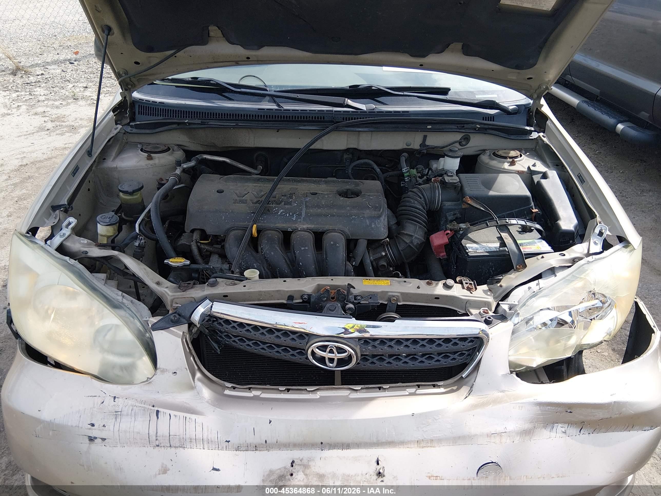 2005 Toyota Corolla Ce Gold vin: 2T1BR32EX5C425456