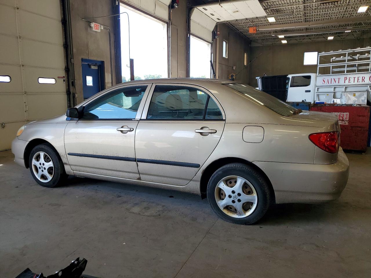 2005 Toyota Corolla Ce Tan vin: 2T1BR32EX5C480585
