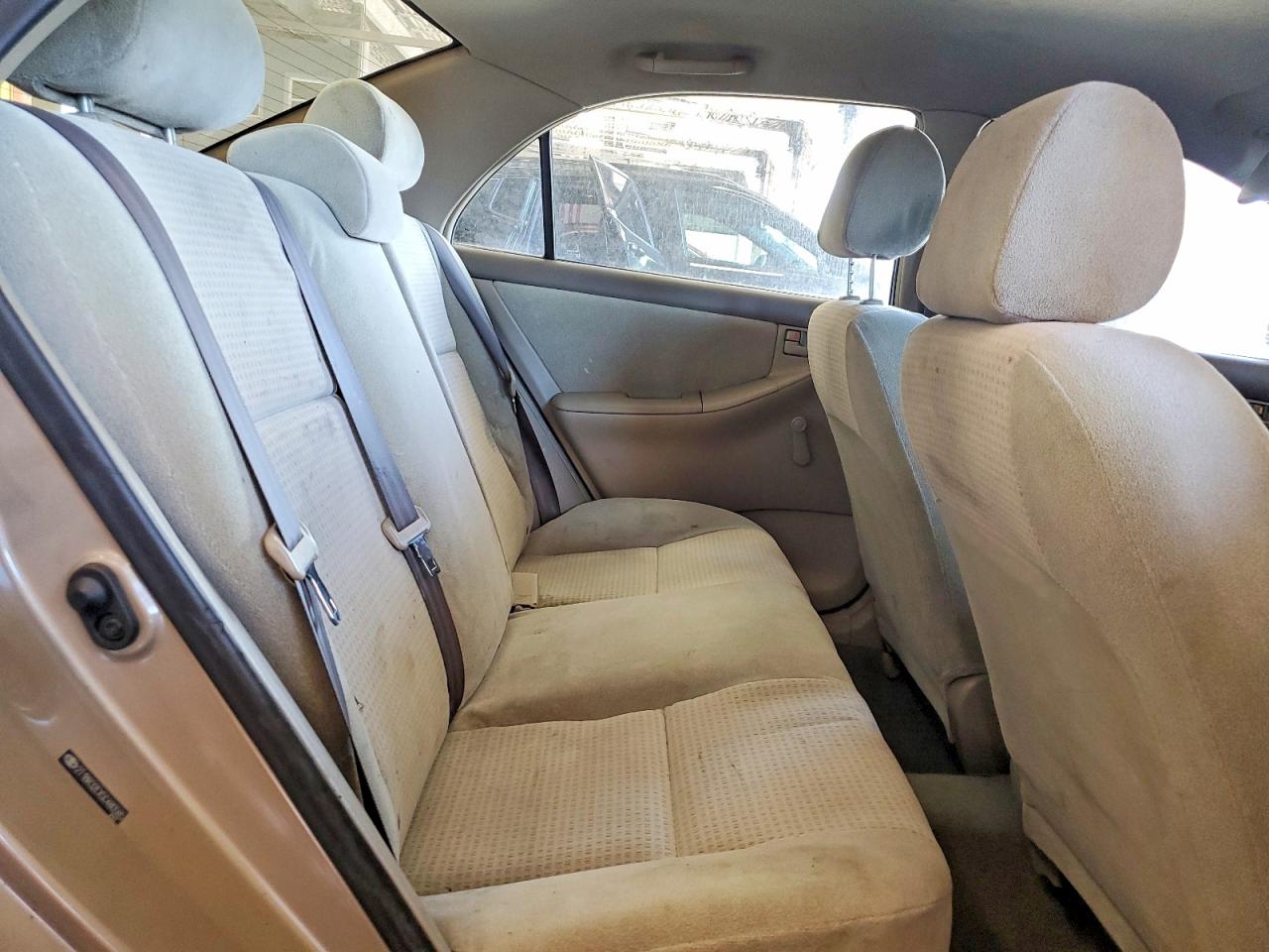 2005 Toyota Corolla Ce Tan vin: 2T1BR32EX5C480585