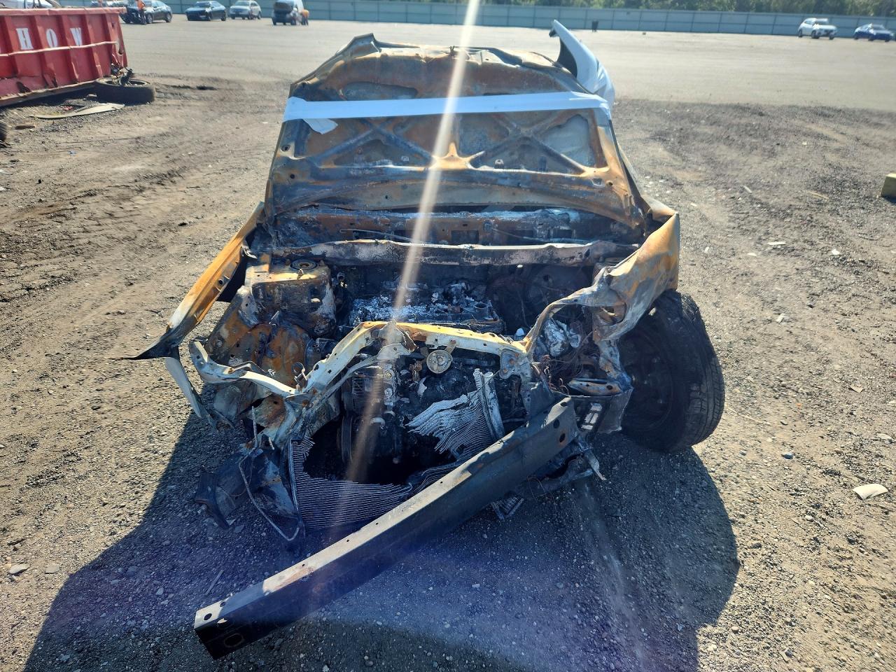 2005 Toyota Corolla Le Burn vin: 2T1BR32EX5C504772