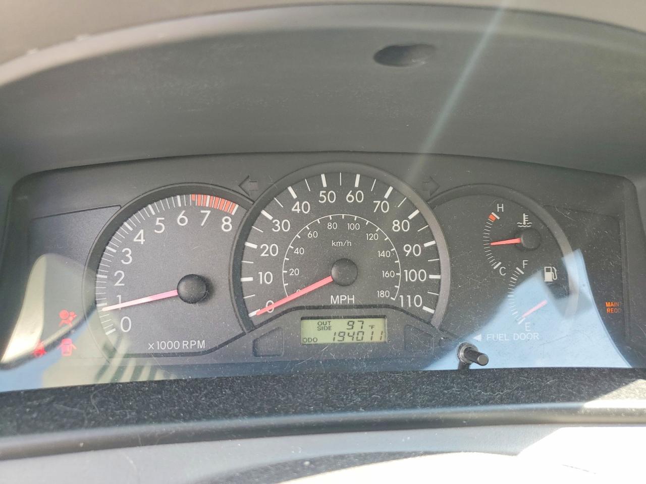 2006 Toyota Corolla Ce Silver vin: 2T1BR32EX6C687737