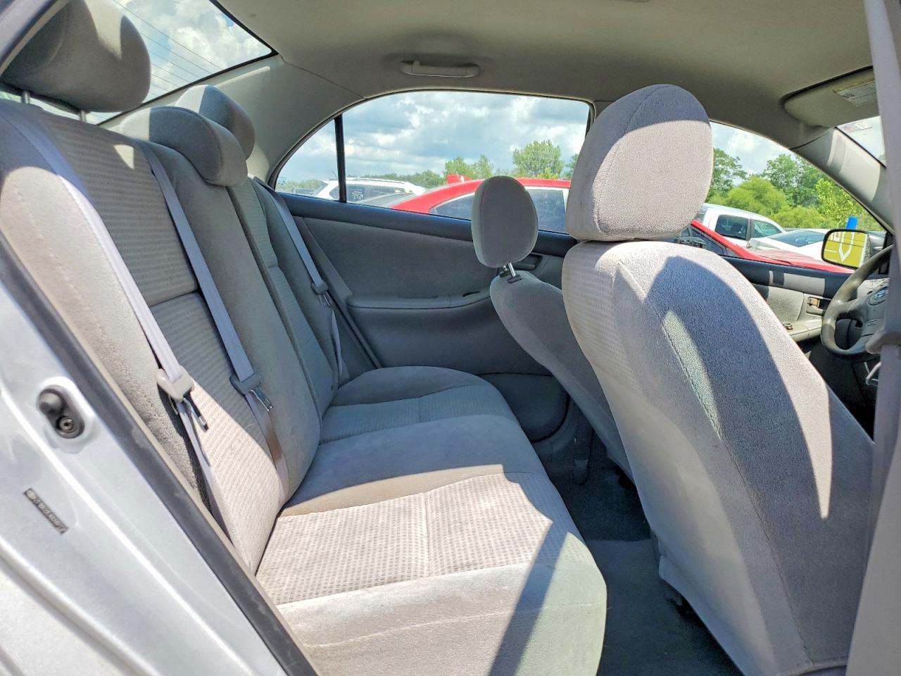 2006 Toyota Corolla Ce Silver vin: 2T1BR32EX6C687737