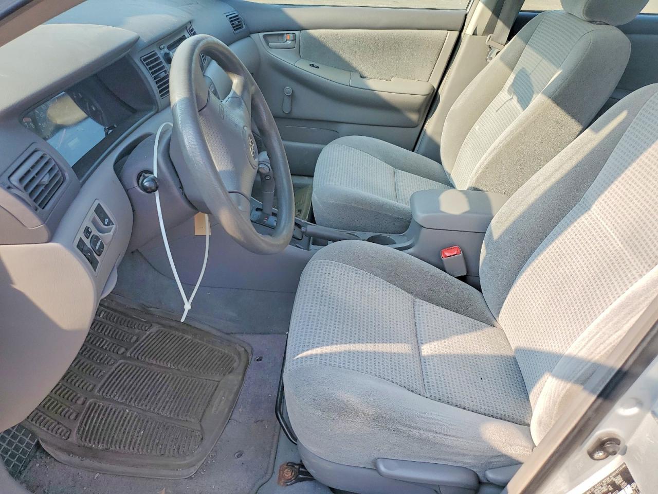 2007 Toyota Corolla Ce Silver vin: 2T1BR32EX7C728823
