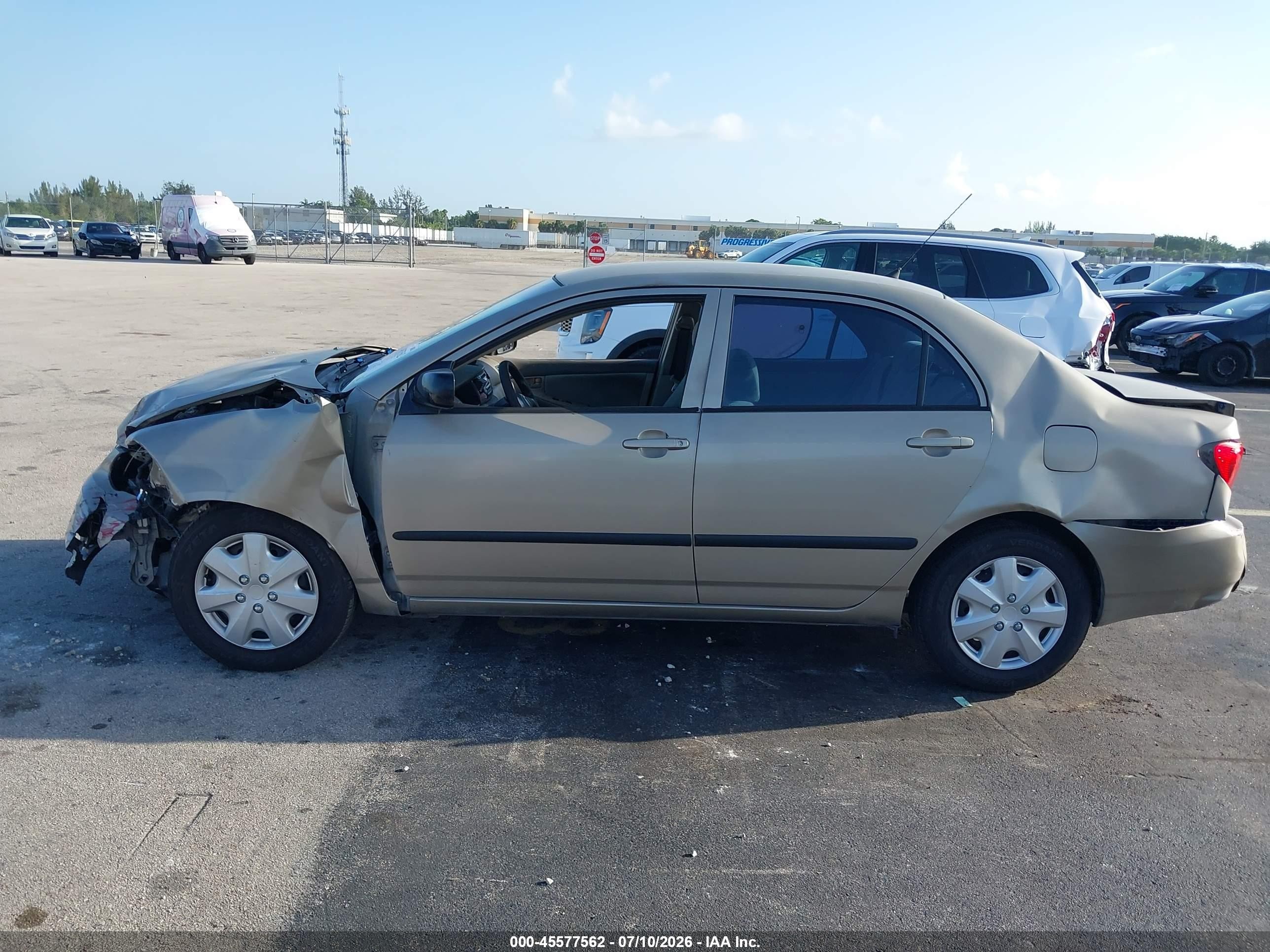 2007 Toyota Corolla Ce Gold vin: 2T1BR32EX7C748733