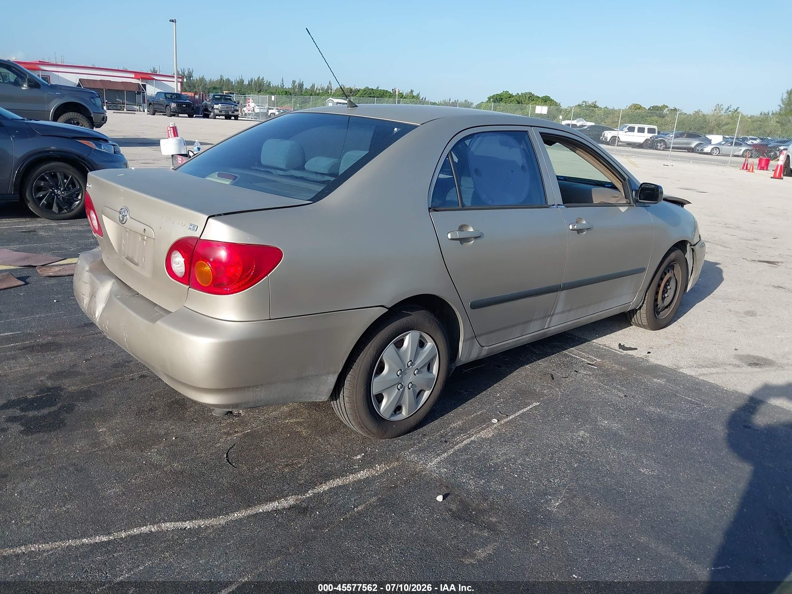 2007 Toyota Corolla Ce Gold vin: 2T1BR32EX7C748733