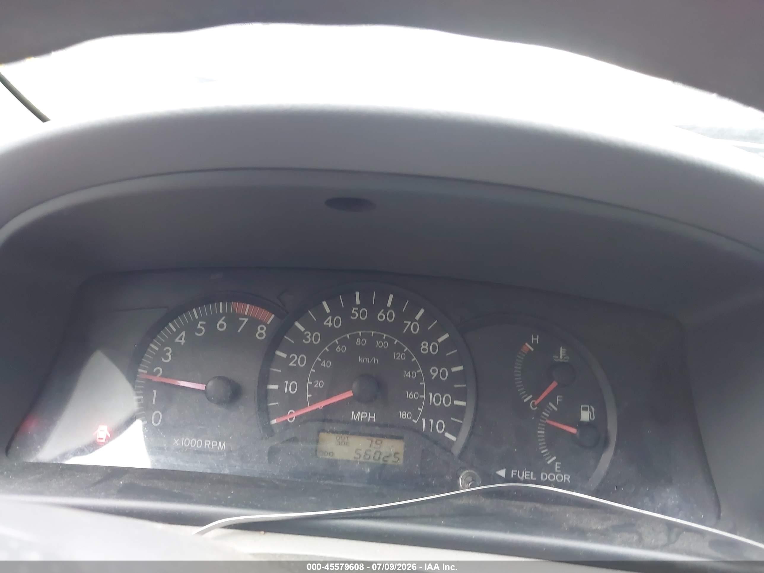 2007 Toyota Corolla Ce Silver vin: 2T1BR32EX7C754113