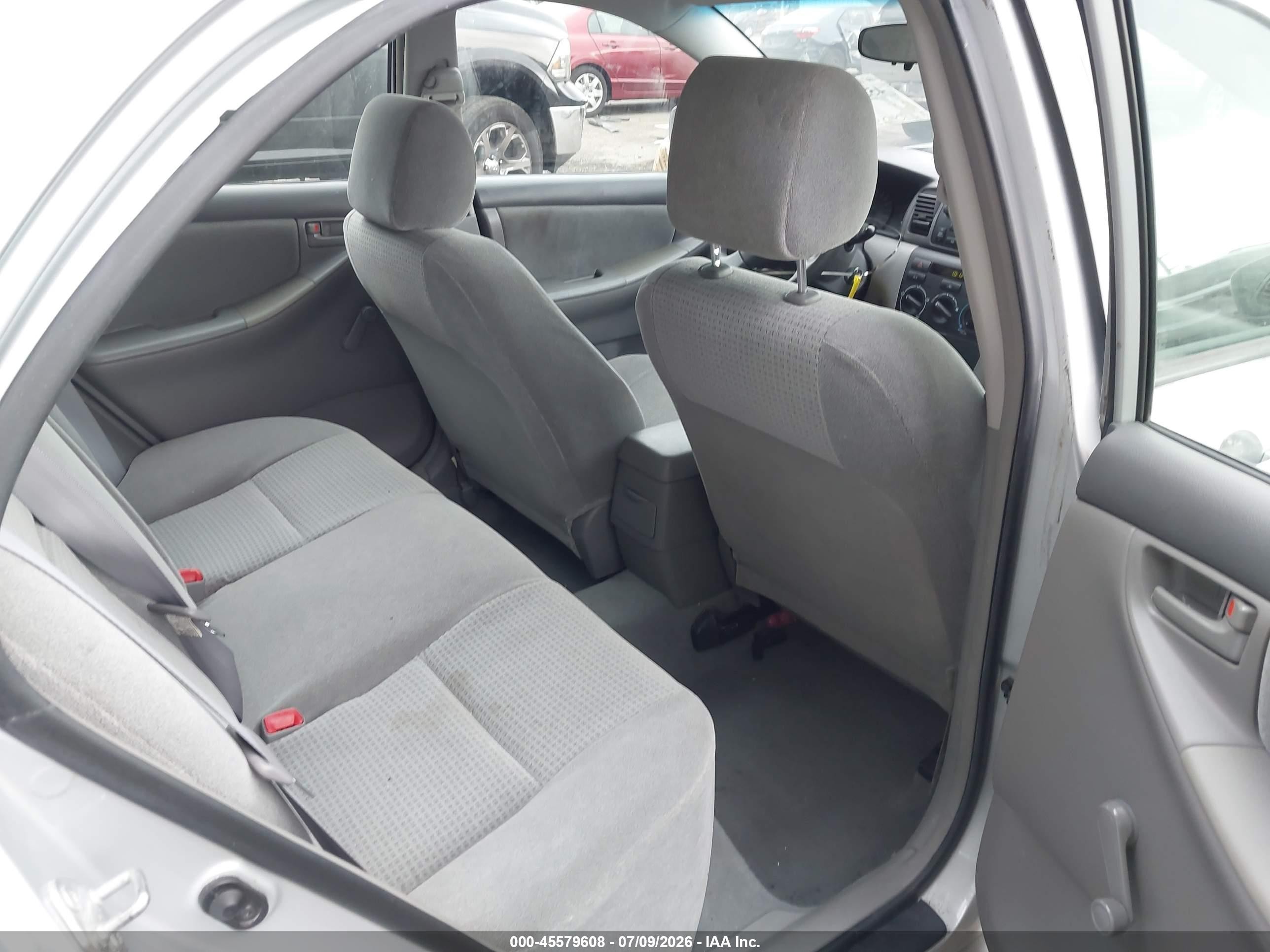 2007 Toyota Corolla Ce Silver vin: 2T1BR32EX7C754113