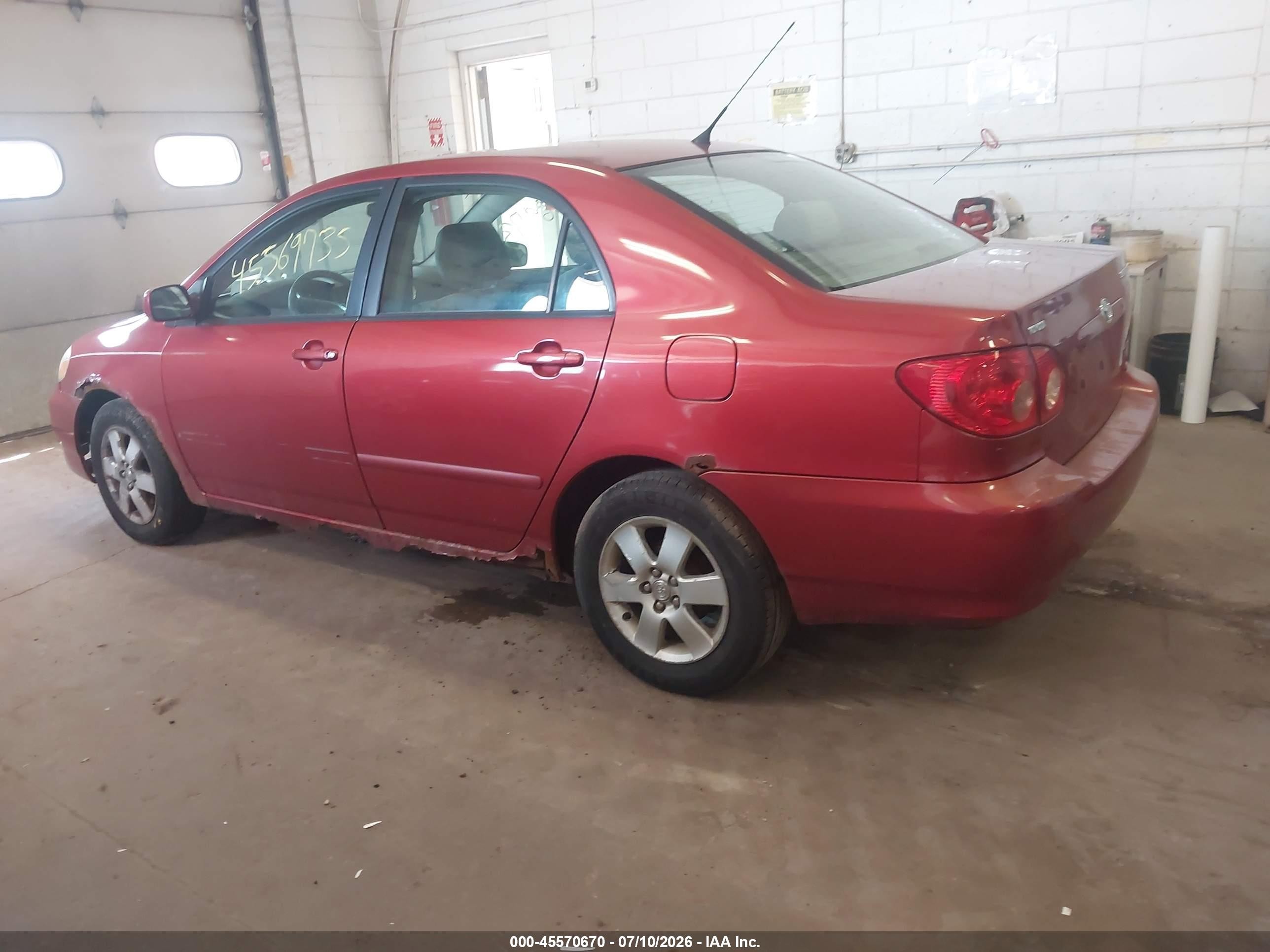 2007 Toyota Corolla Le Red vin: 2T1BR32EX7C836293