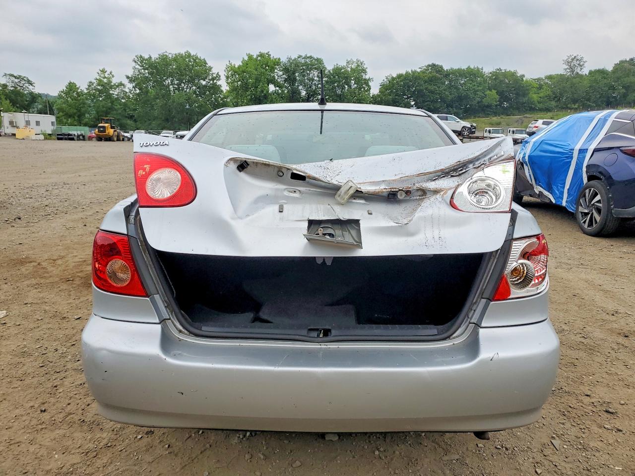 2008 Toyota Corolla Ce Silver vin: 2T1BR32EX8C904044