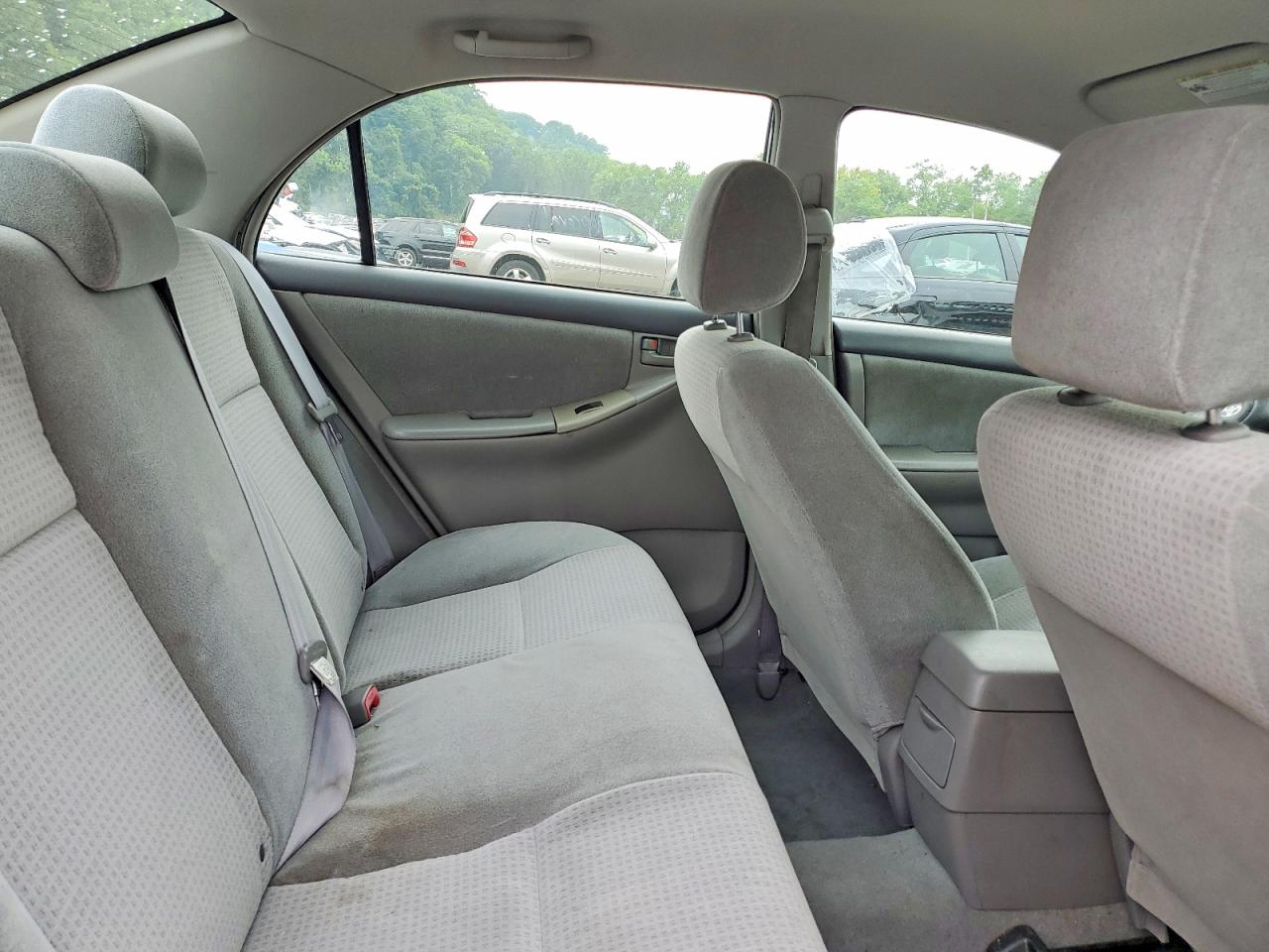 2008 Toyota Corolla Ce Silver vin: 2T1BR32EX8C904044