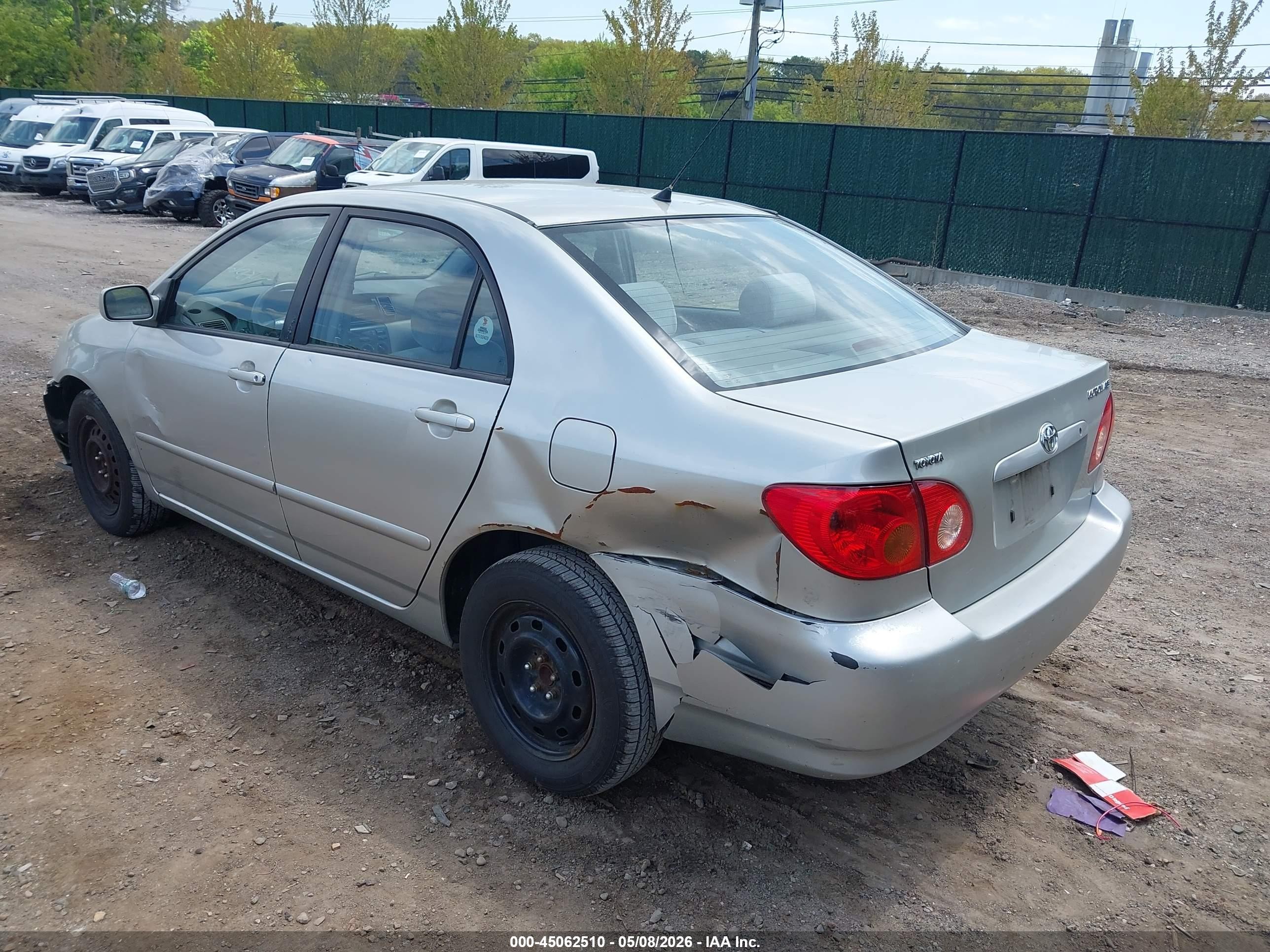 2004 Toyota Corolla Le Silver vin: 2T1BR38E04C193147
