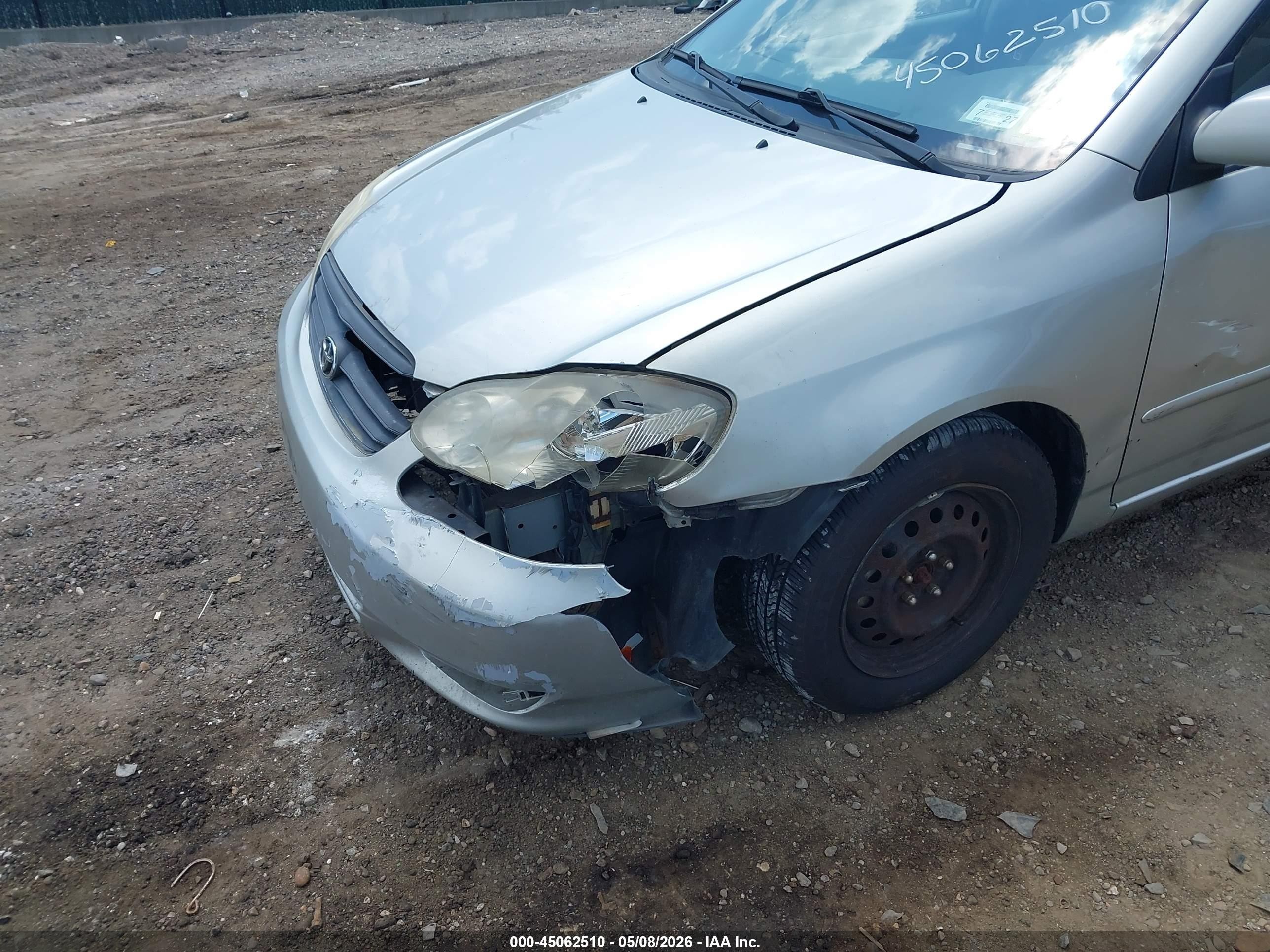 2004 Toyota Corolla Le Silver vin: 2T1BR38E04C193147