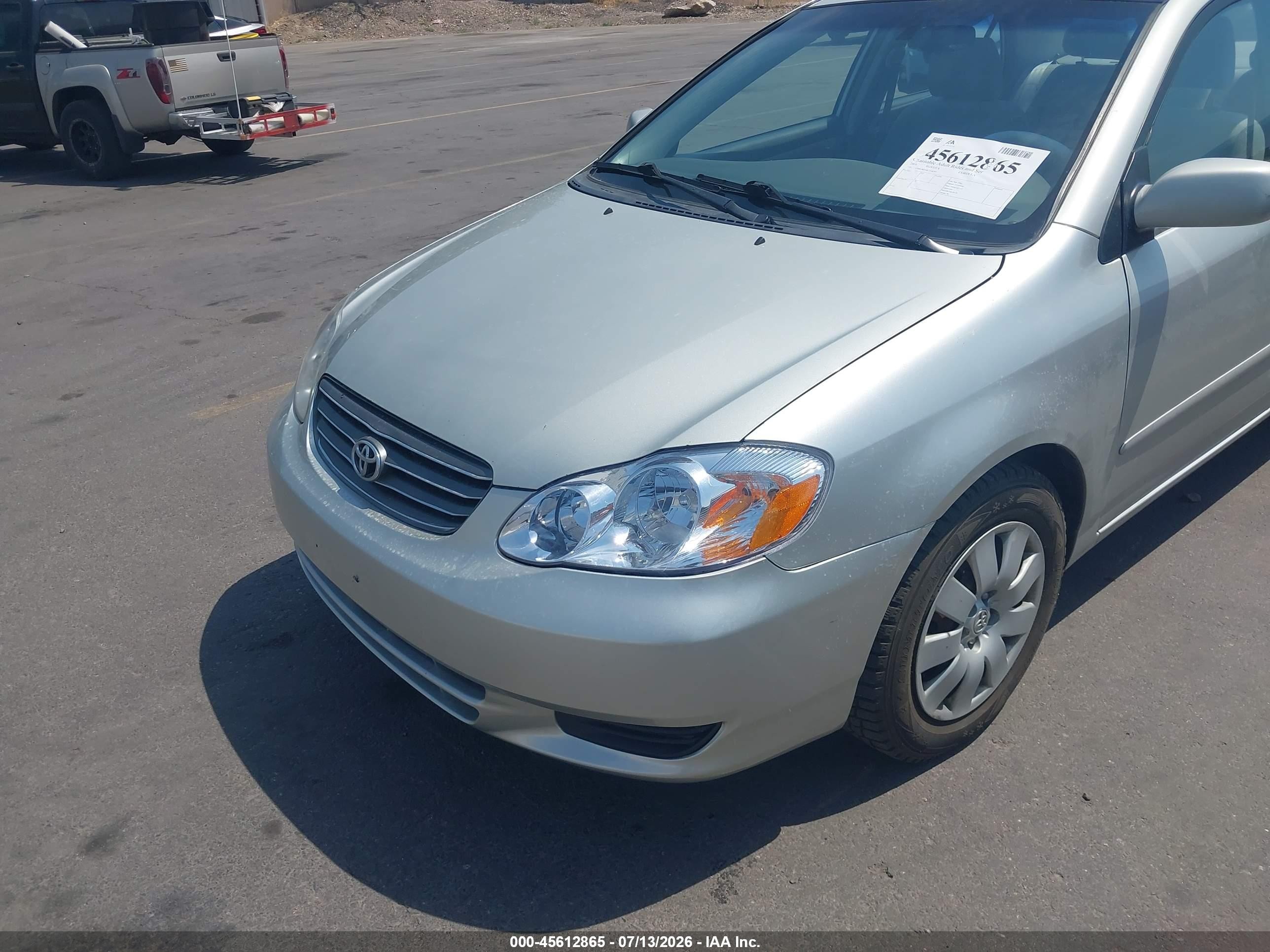 2004 Toyota Corolla Le Turquoise vin: 2T1BR38E04C214059
