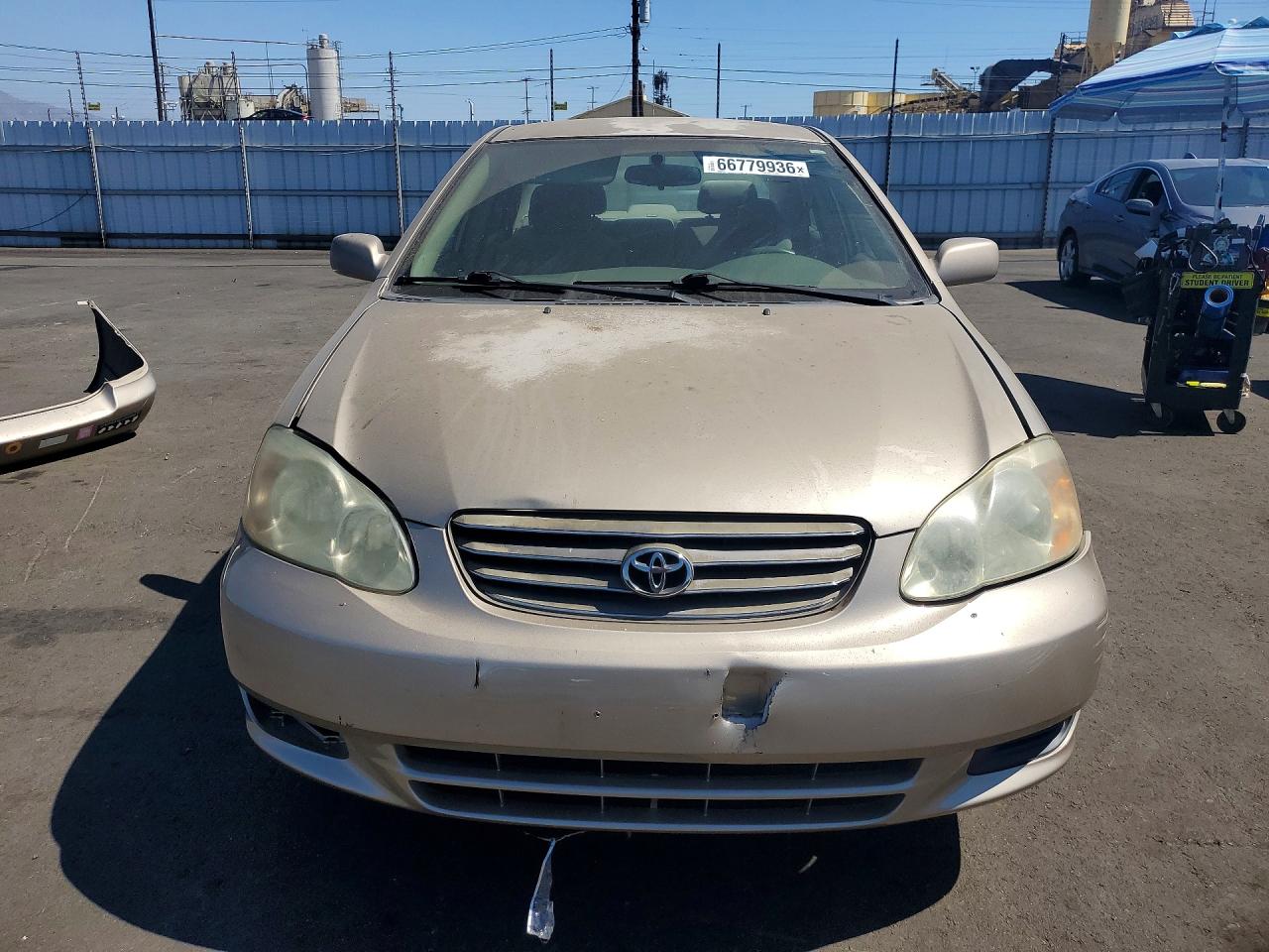 2004 Toyota Corolla Le Beige vin: 2T1BR38E14C170413