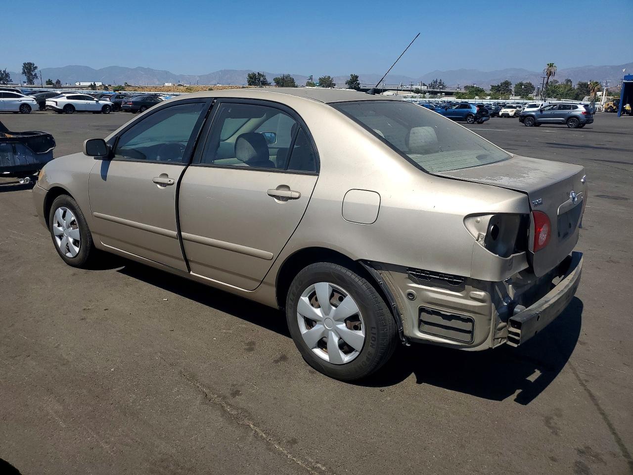 2004 Toyota Corolla Le Beige vin: 2T1BR38E14C170413