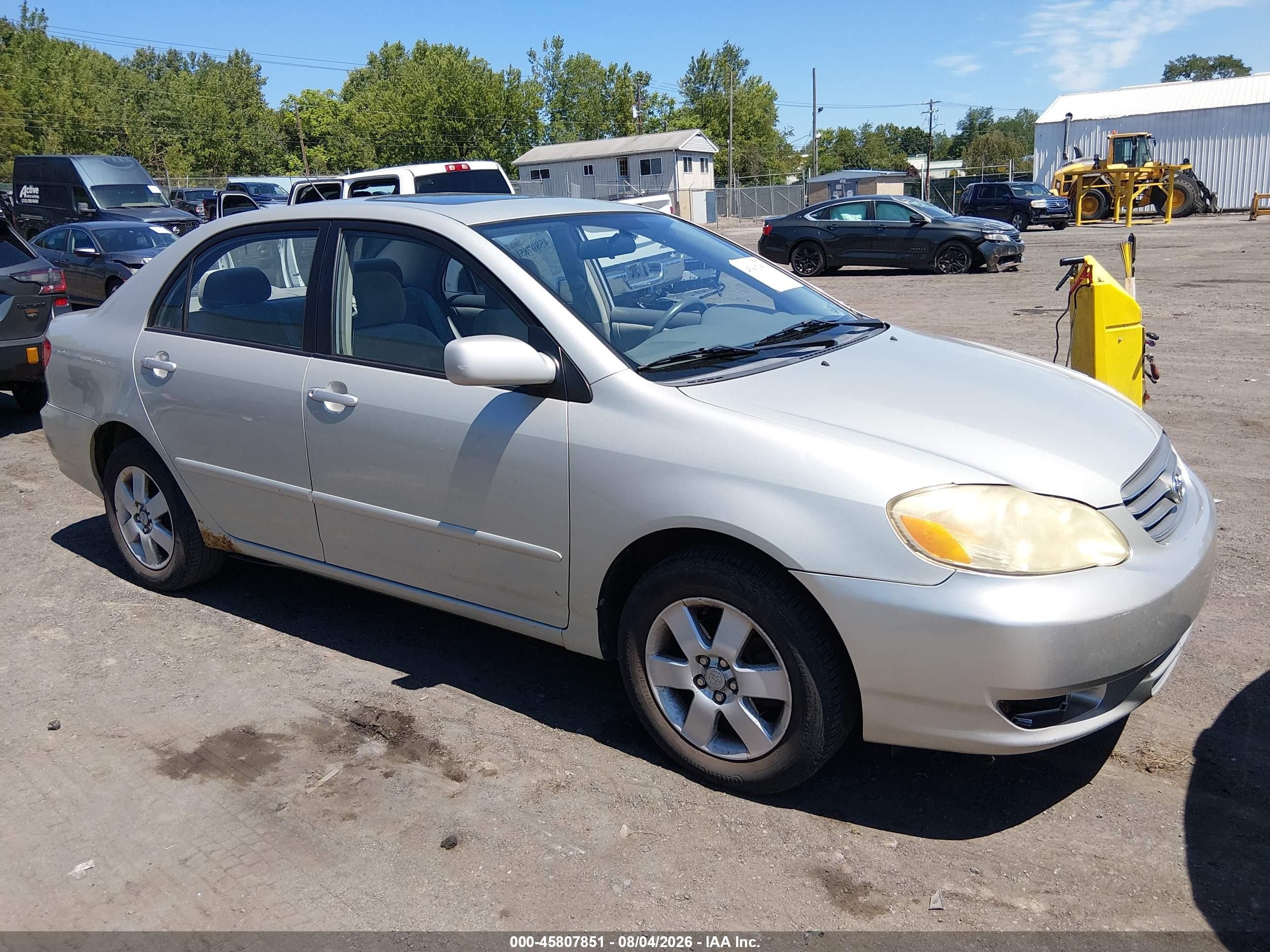 2004 Toyota Corolla Le Silver vin: 2T1BR38E14C218590