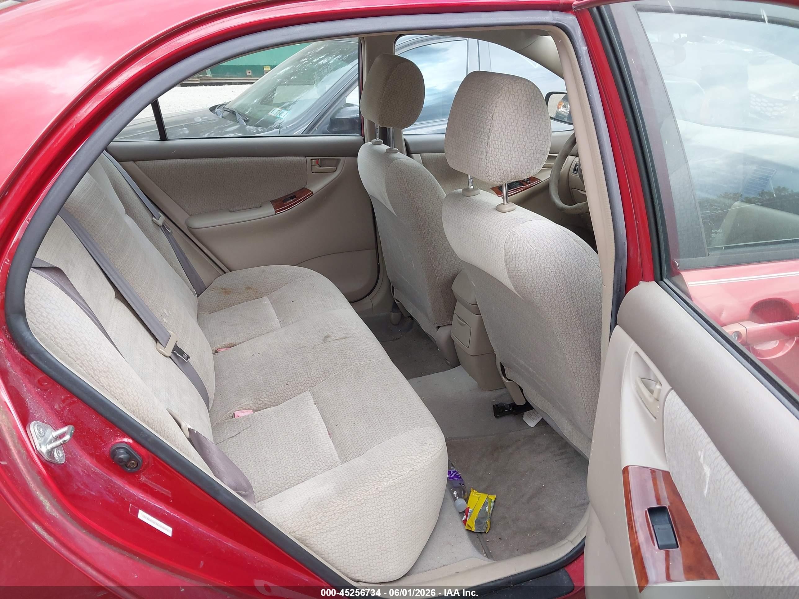 2004 Toyota Corolla Le Red vin: 2T1BR38E34C301678