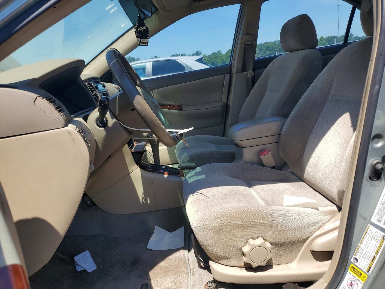 2004 Toyota Corolla Le Green vin: 2T1BR38E34C302779