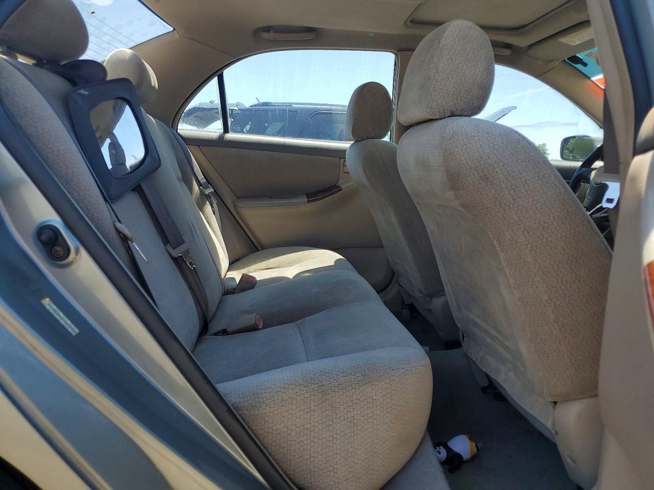 2004 Toyota Corolla Le Green vin: 2T1BR38E34C302779
