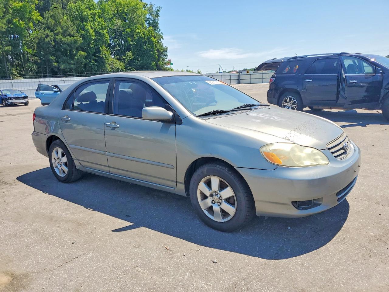2004 Toyota Corolla Le Green vin: 2T1BR38E34C302779