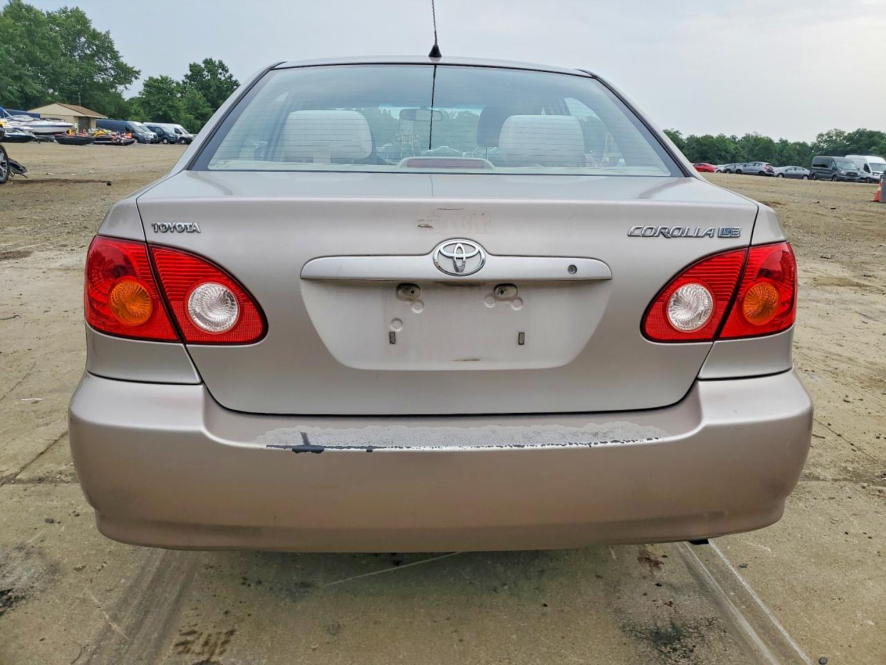 2003 Toyota Corolla Le Silver vin: 2T1BR38E43C150574