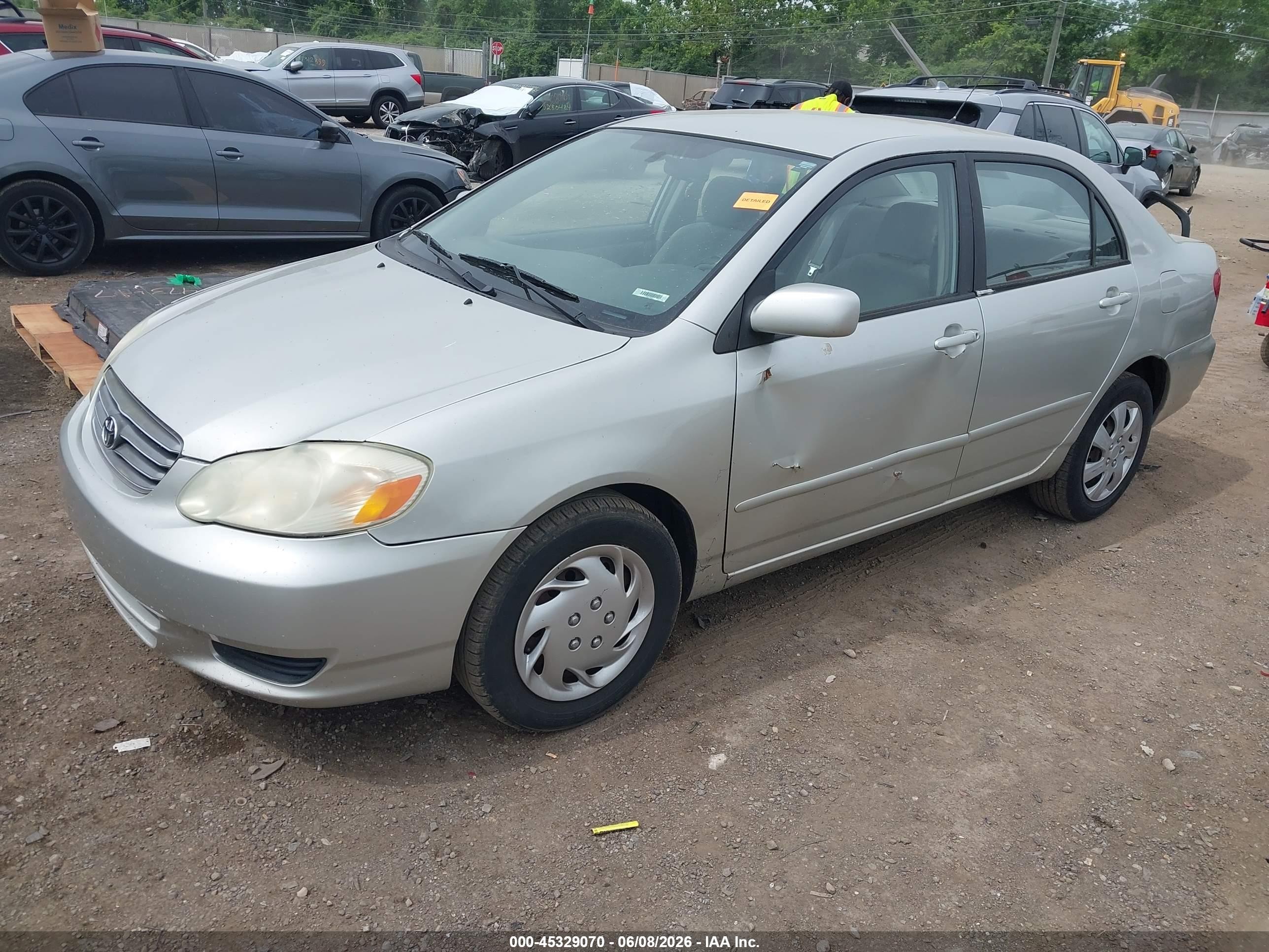 2003 Toyota Corolla Le Silver vin: 2T1BR38E53C102954