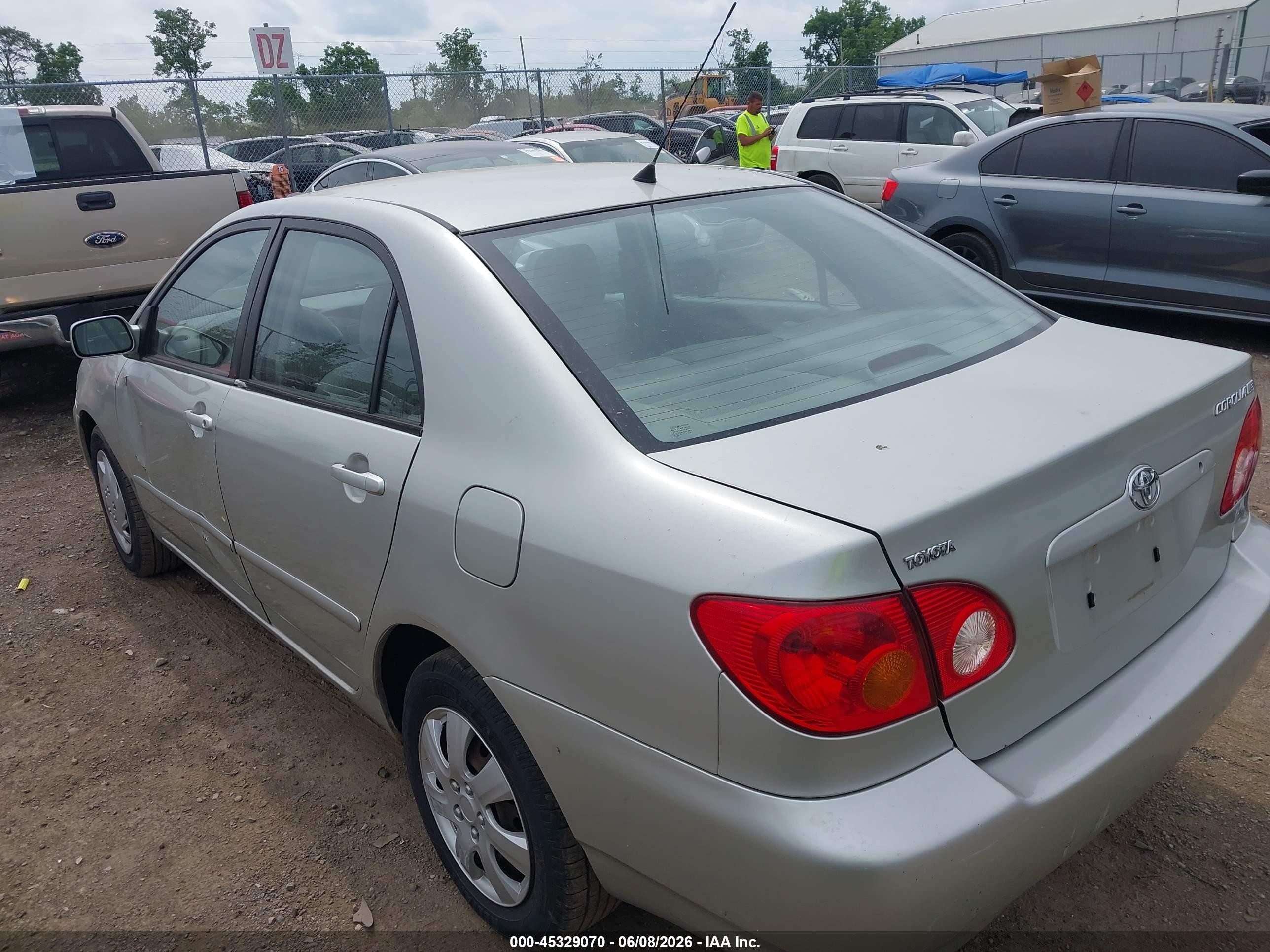 2003 Toyota Corolla Le Silver vin: 2T1BR38E53C102954
