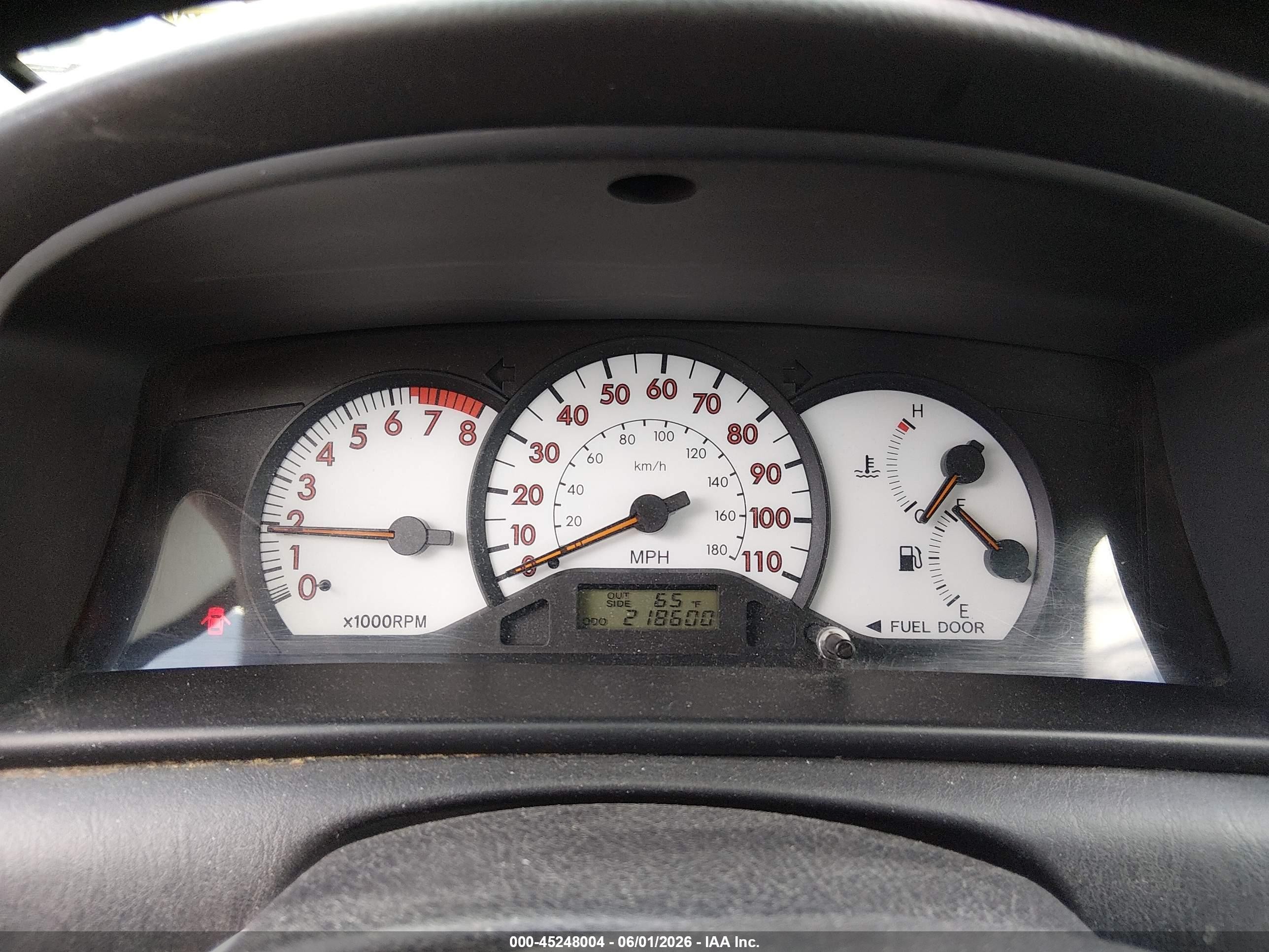 2004 Toyota Corolla S Silver vin: 2T1BR38E54C219774