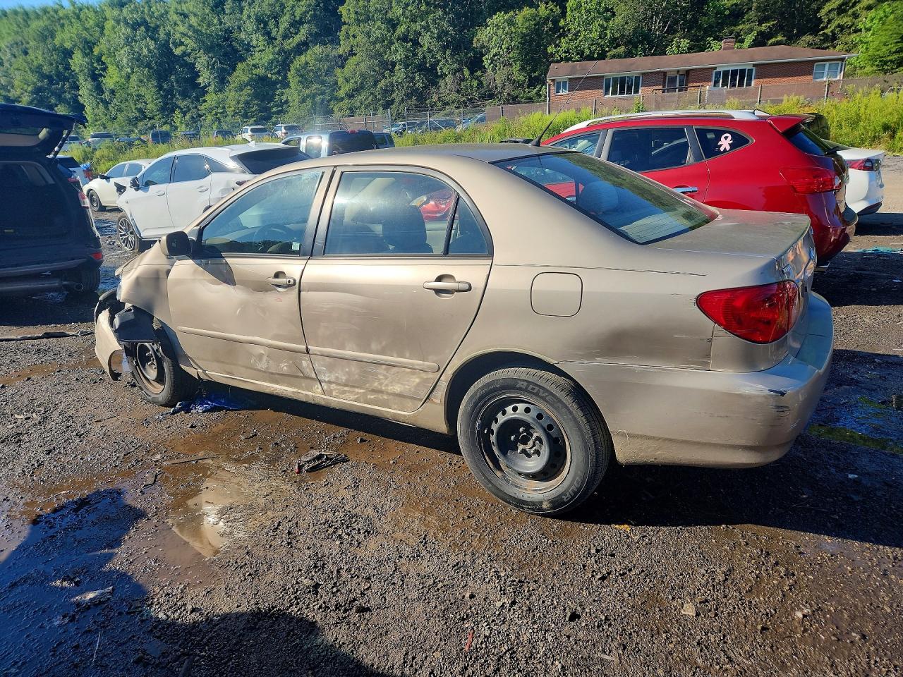 2004 Toyota Corolla Le Золотой vin: 2T1BR38E64C199017