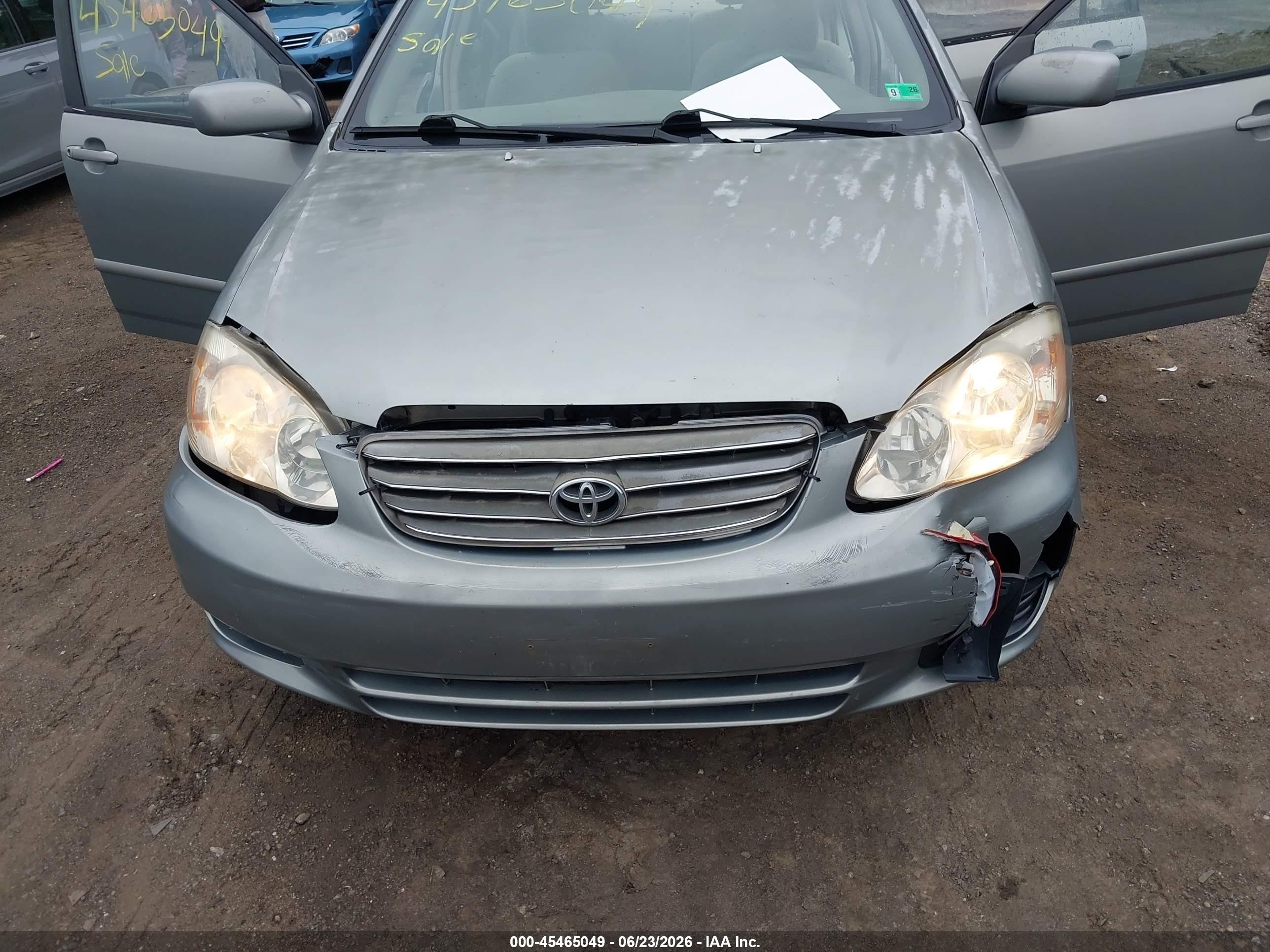 2004 Toyota Corolla Le Gray vin: 2T1BR38E64C212591