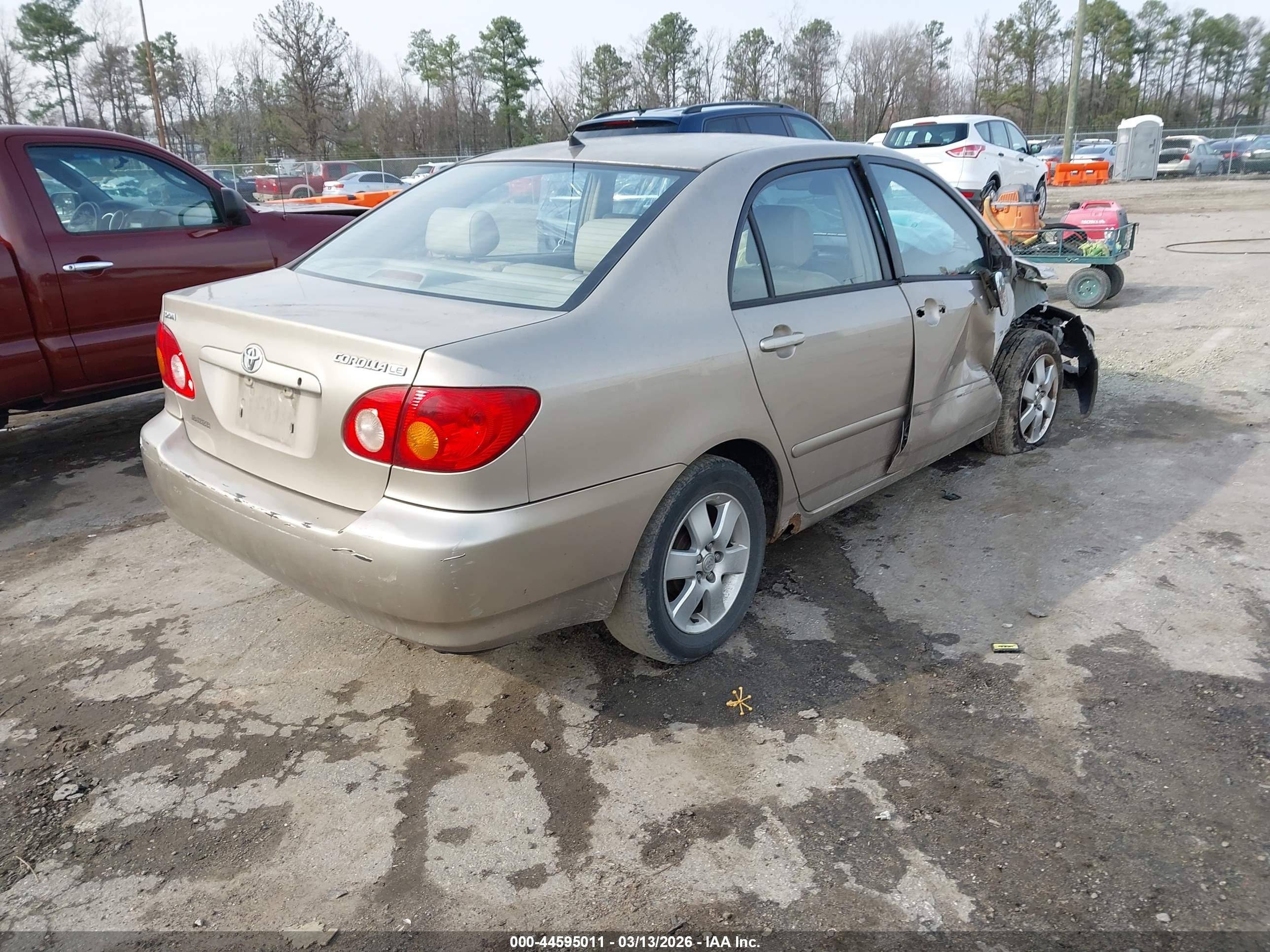 2004 Toyota Corolla Le Gold vin: 2T1BR38E64C287999