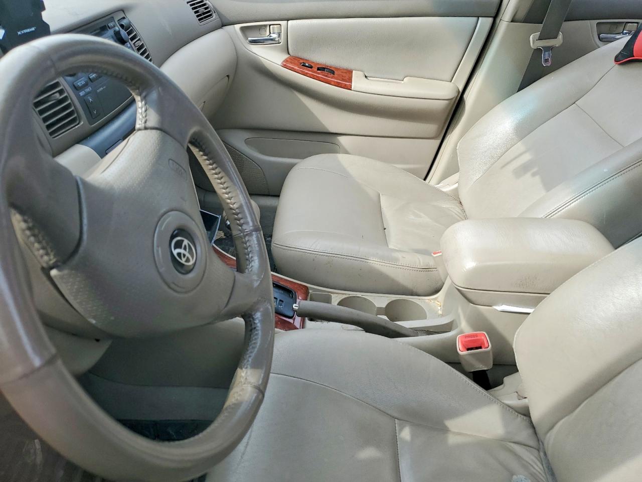 2004 Toyota Corolla Le 4dr Золотой vin: 2T1BR38E64C817145