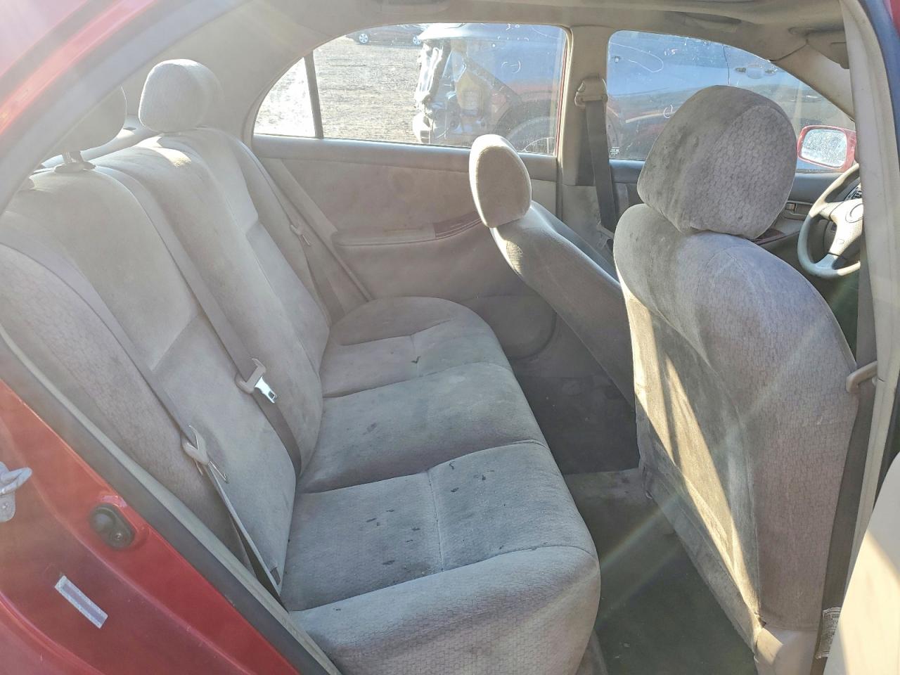 2004 Toyota Corolla Le Red vin: 2T1BR38E94C240093