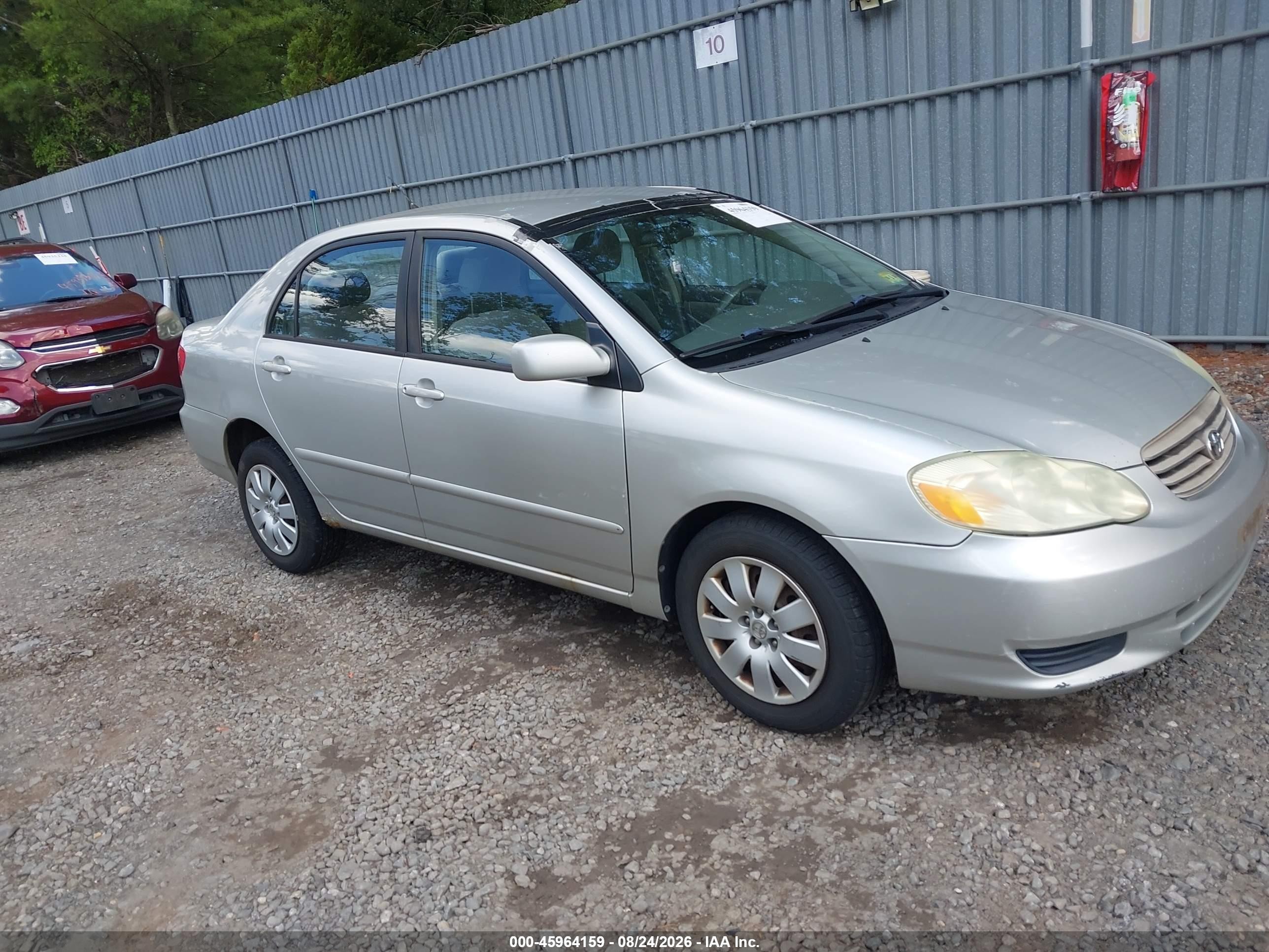 2004 Toyota Corolla Le Silver vin: 2T1BR38EX4C296205