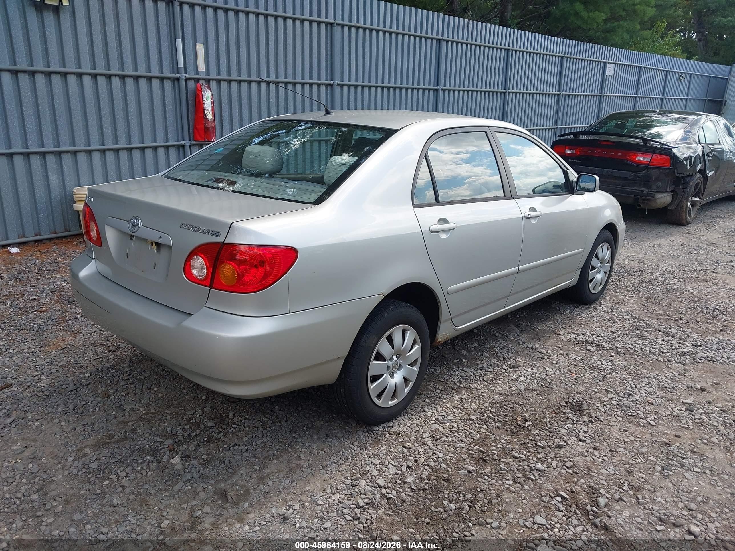 2004 Toyota Corolla Le Silver vin: 2T1BR38EX4C296205