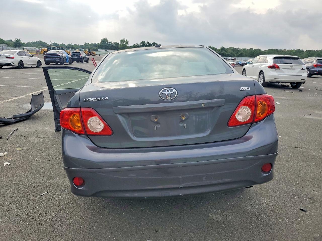 2009 Toyota Corolla Xle Gray vin: 2T1BU40E09C133375