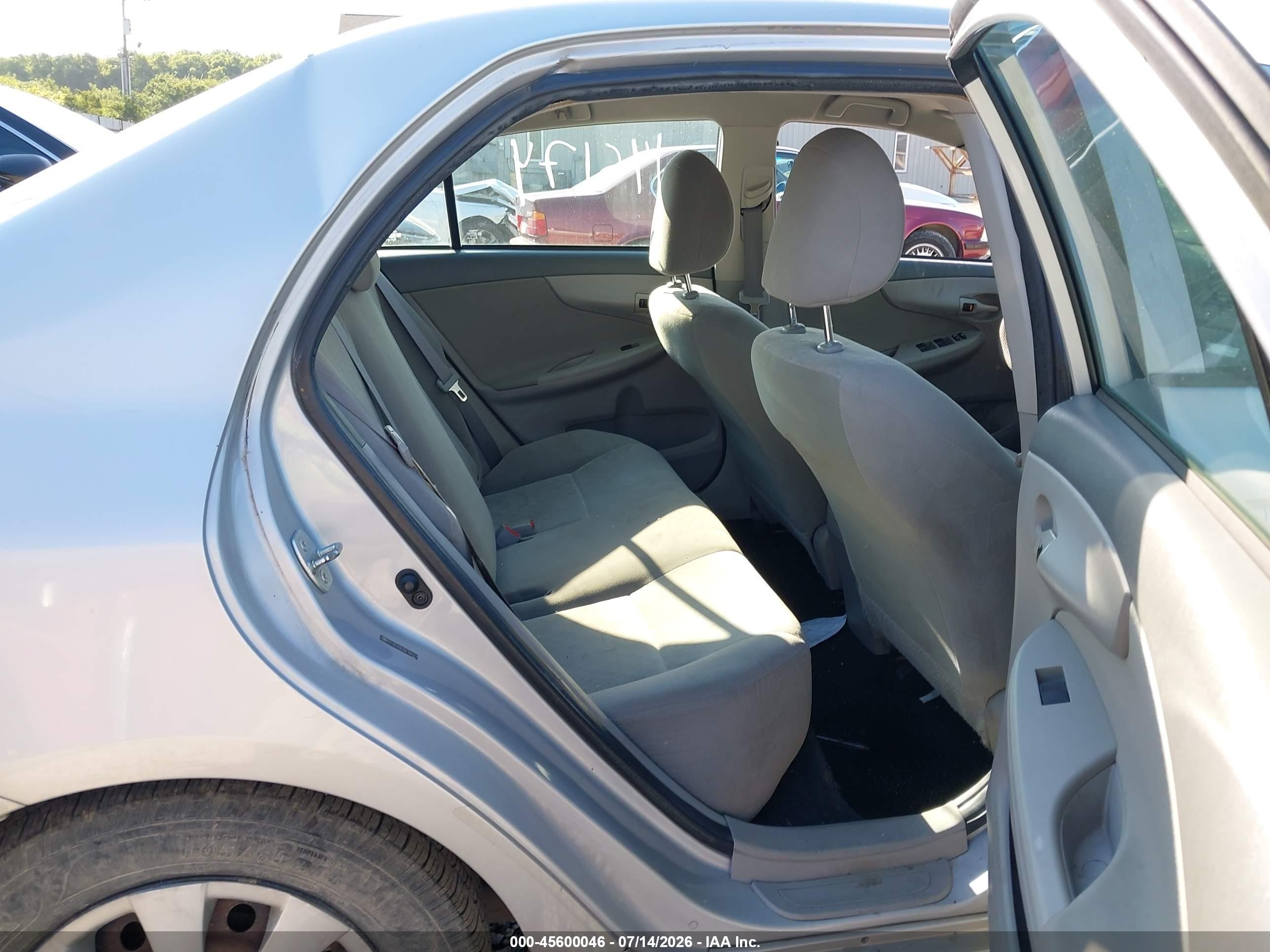 2009 Toyota Corolla Le Silver vin: 2T1BU40E09C146174
