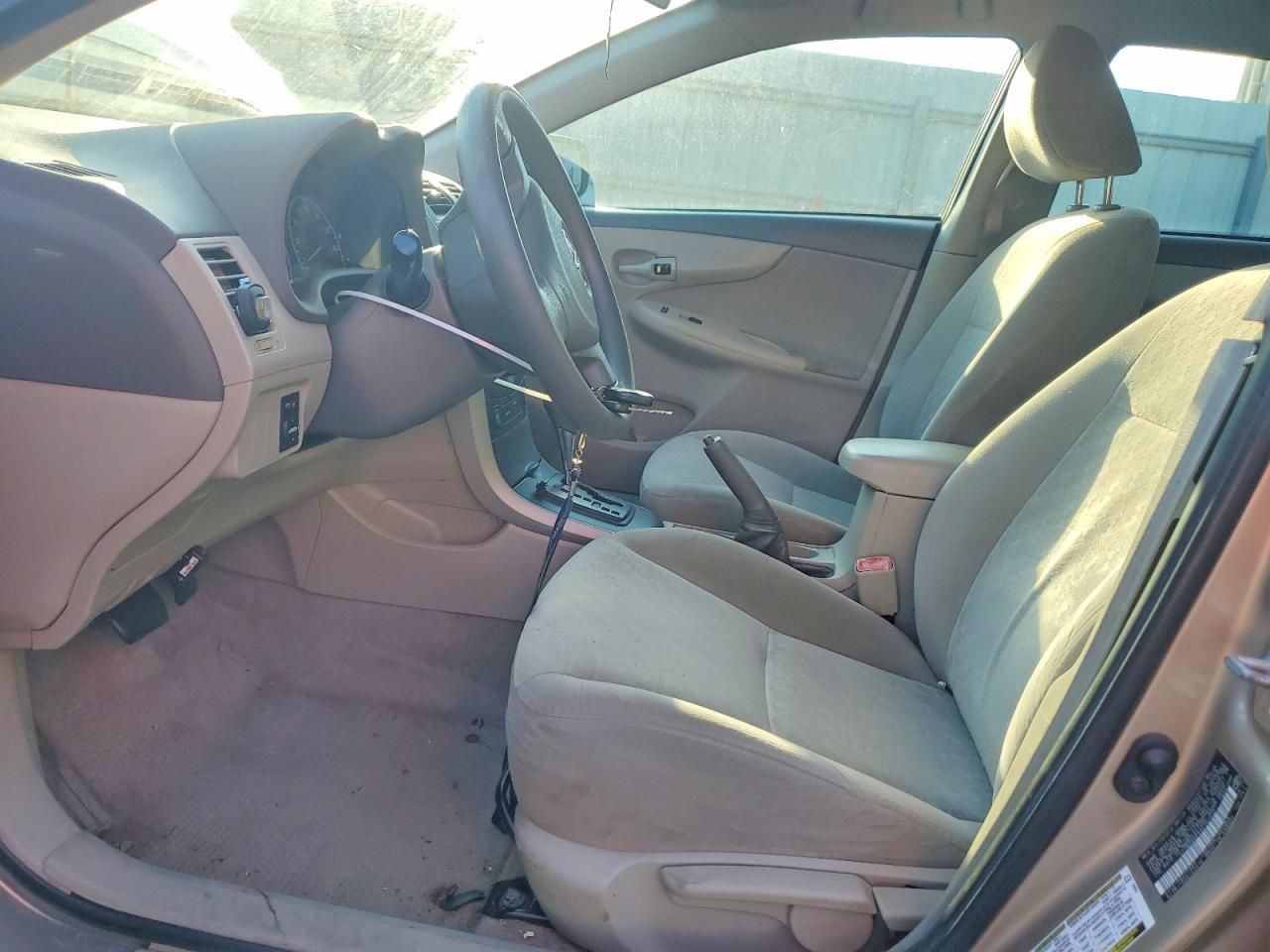 2009 Toyota Corolla Le Beige vin: 2T1BU40E09C157532