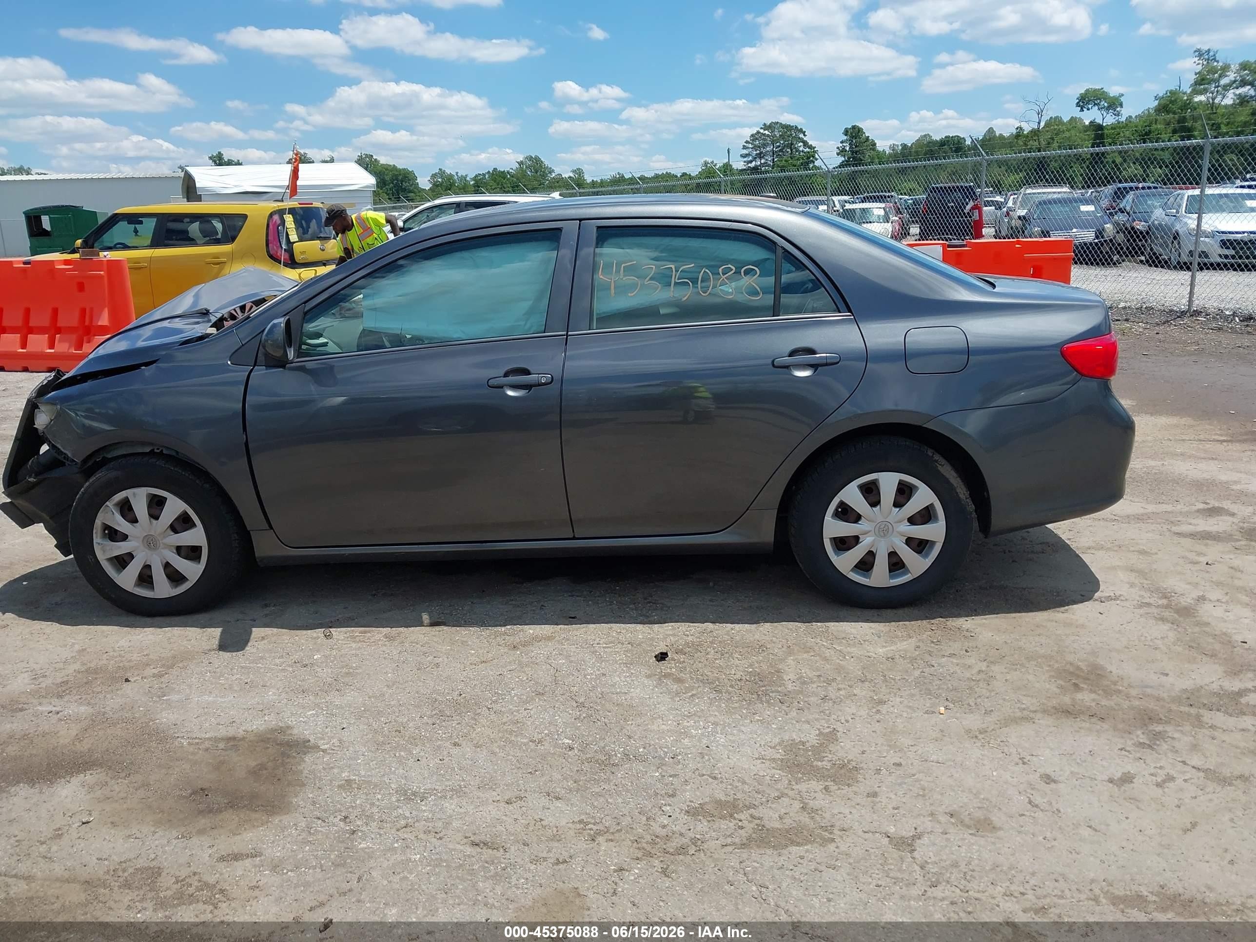 2009 Toyota Corolla S/le/xle Серый vin: 2T1BU40E09C185377