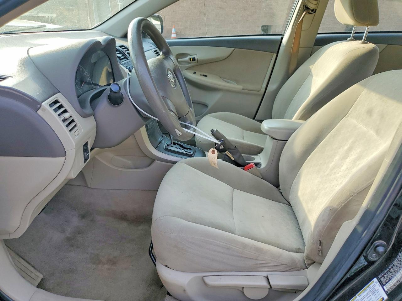 2009 Toyota Corolla Le Black vin: 2T1BU40E19C046312