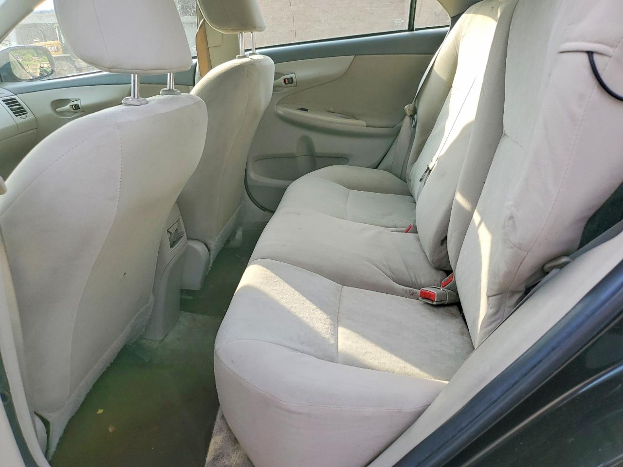 2009 Toyota Corolla Le Black vin: 2T1BU40E19C046312