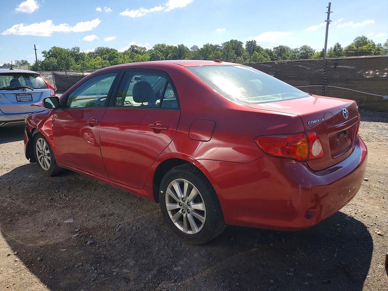 2009 Toyota Corolla Base Red vin: 2T1BU40E19C058024