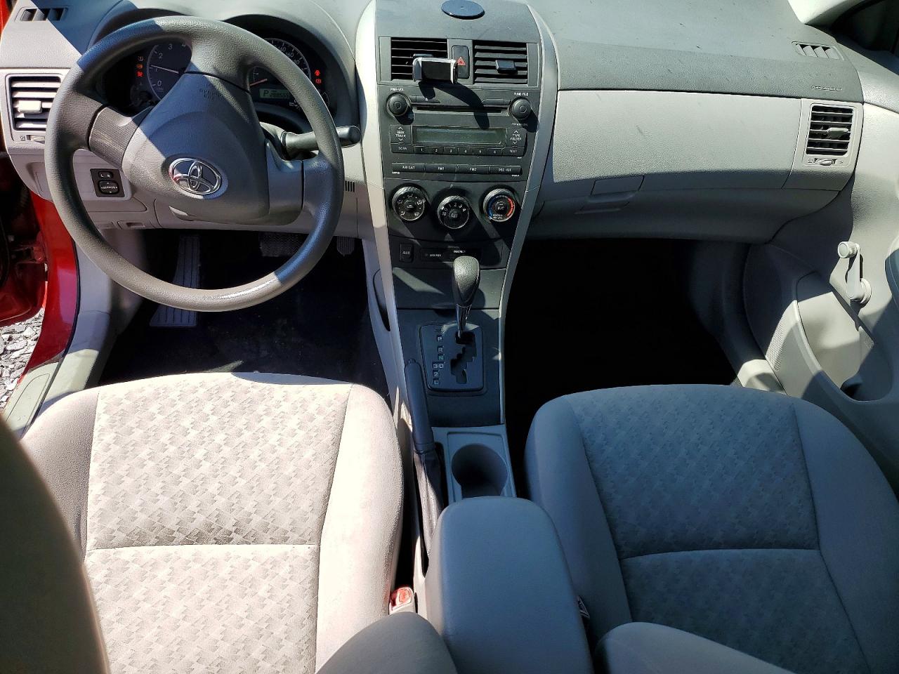 2009 Toyota Corolla Base Red vin: 2T1BU40E19C129500